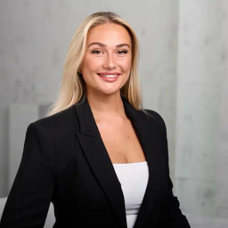 Cassandra Skwar