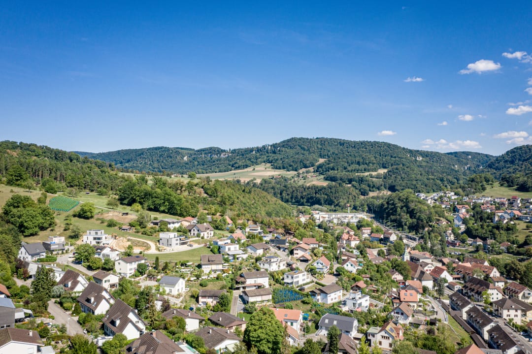 Grellingen im Grünen und doch stadtnahe