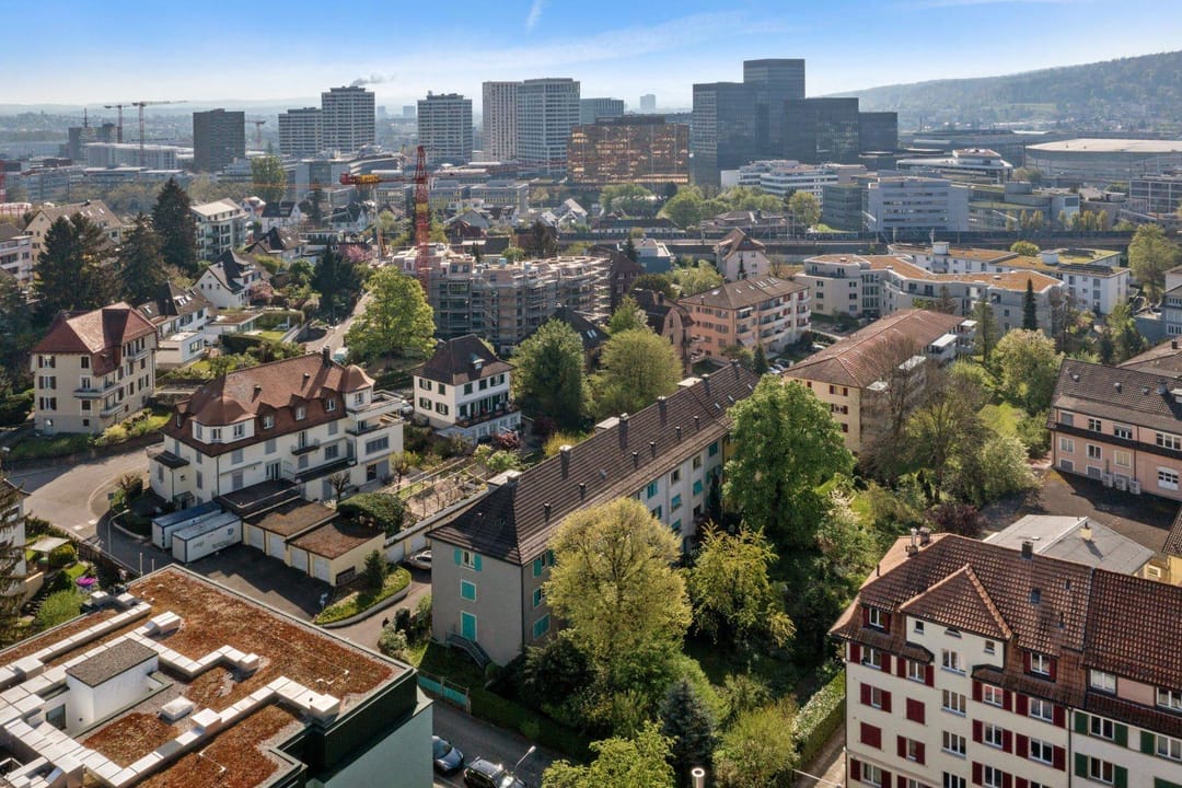Quirlige Gemeinde zwischen Flughafen & Downtown
