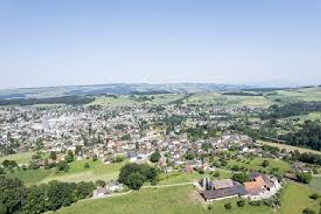 Menziken AG mit S14-Direktanschluss nach Aarau