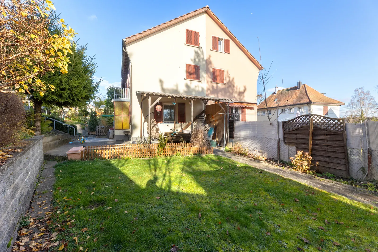 3.5-Zimmer-Einfamilienhaus mit Garten in Neuhausen am Rheinfall