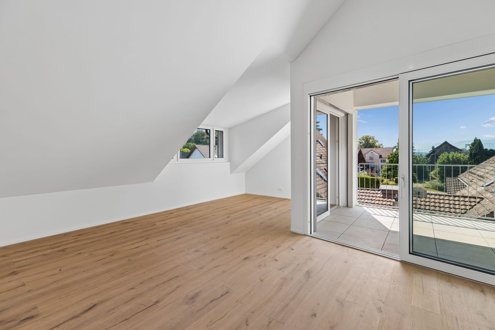 Neubau mit Weitblick – moderne 3.5-Zimmer-Dachwohnung mit viel Wohnkomfort — Ansicht 7
