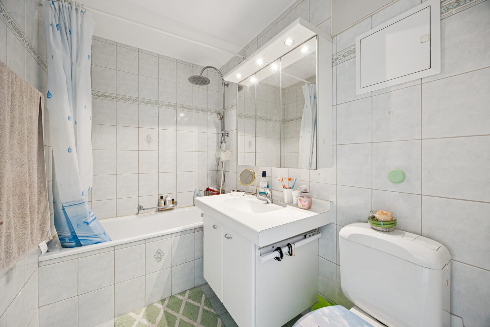 Grosszügige 6.5-Zimmer-Dachwohnung mit flexiblem Grundriss – teilbar in 3.5- und 4.5-Zimmer-Wohnung — Ansicht 10