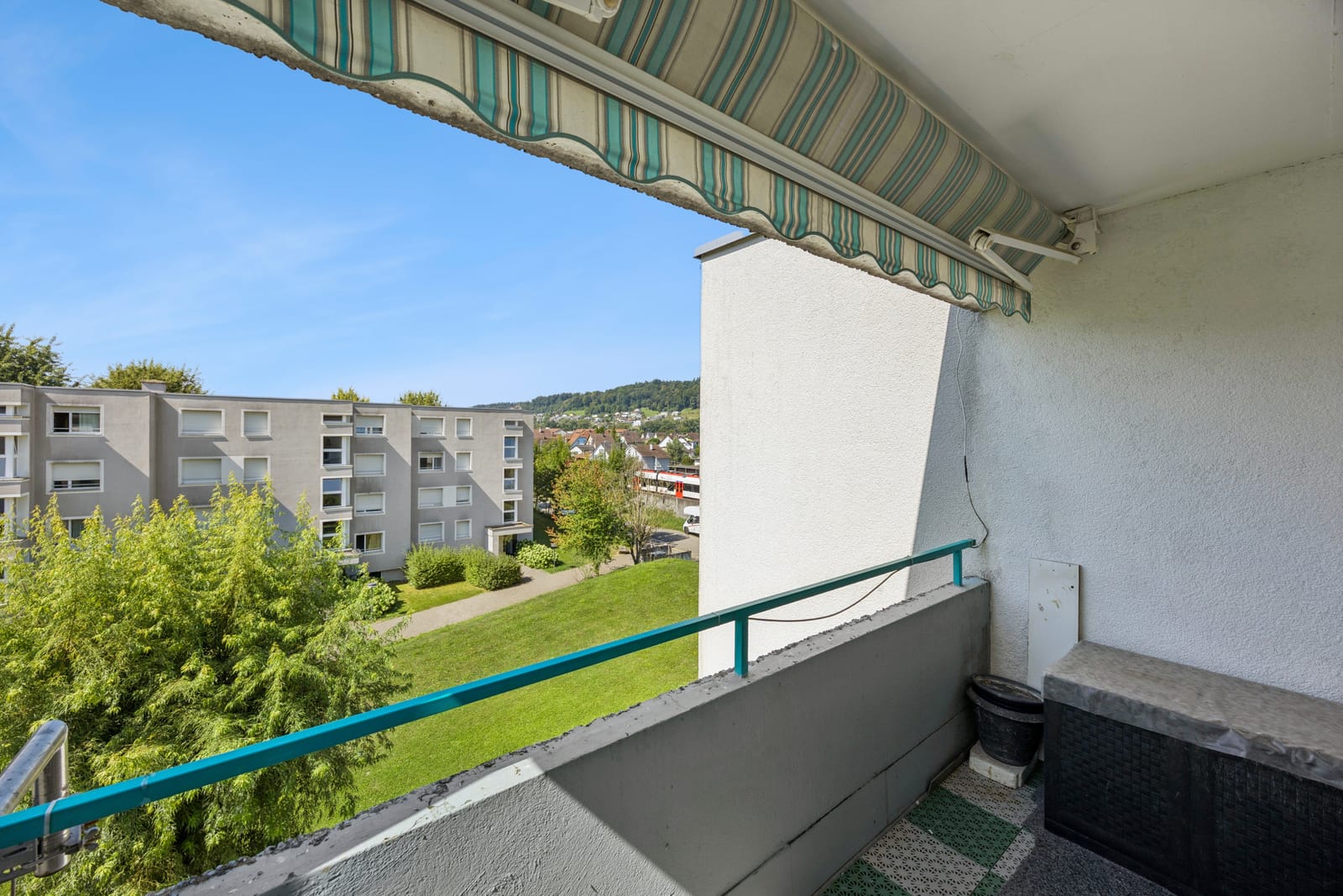 Grosszügige 6.5-Zimmer-Dachwohnung mit flexiblem Grundriss – teilbar in 3.5- und 4.5-Zimmer-Wohnung — Ansicht 15