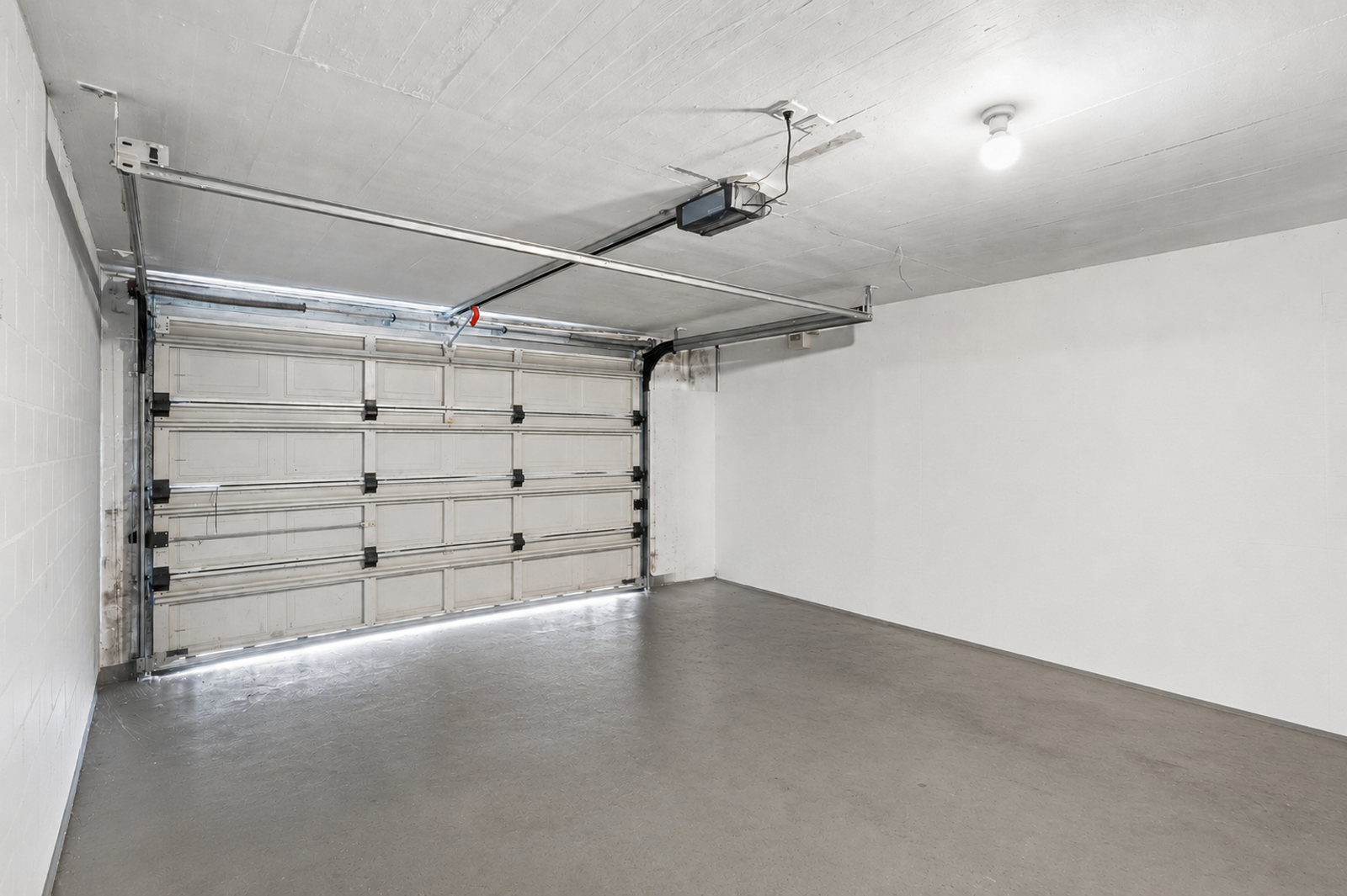 Grosszügiges 7.5-Zimmer-EFH mit weitläufigem Grundstück in Rickenbach LU — Ansicht 23