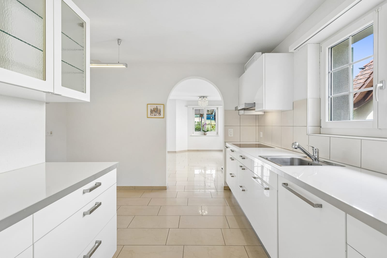 Exklusive Landhausvilla mit Türmli an sonniger Südwesthanglage, nur 30 Minuten bis Zürich HB — Ansicht 10