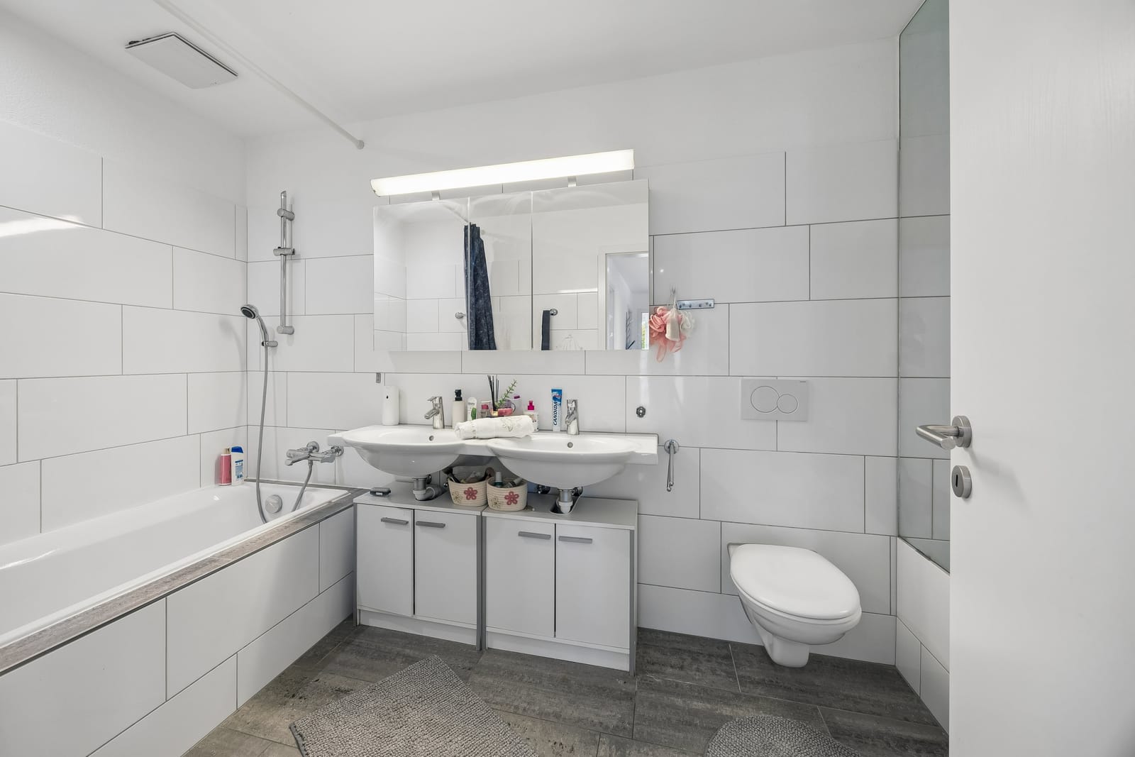 Ihr neues Zuhause im Grünen: 158 m² Wohngenuss auf einer Etage – stilvoll und modern — Ansicht 8