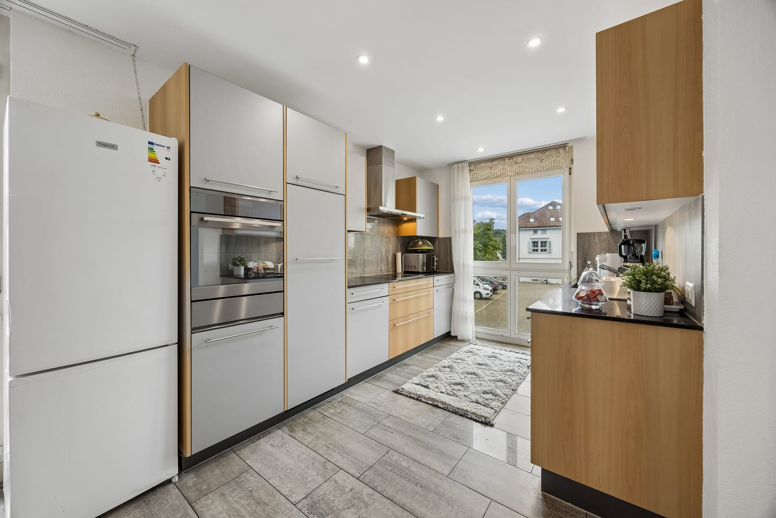 Ihr neues Zuhause im Grünen: 158 m² Wohngenuss auf einer Etage – stilvoll und modern — Ansicht 5