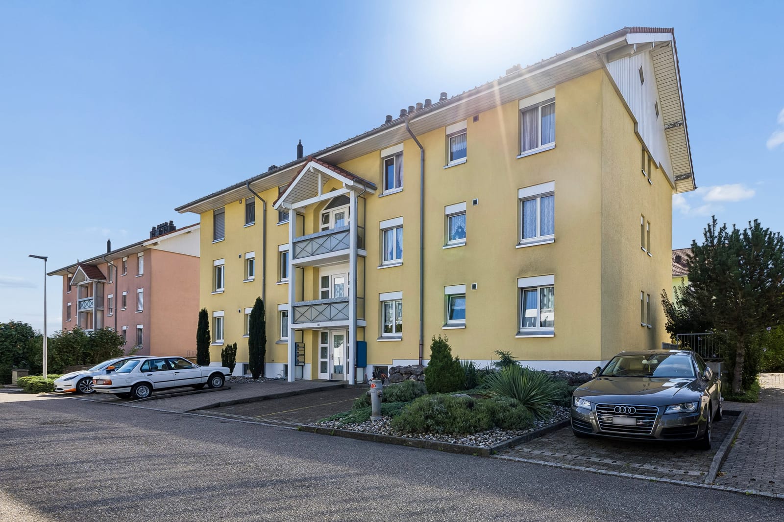 4.5-Zimmer-Wohnung mit Cheminée und drei Parkplätzen — Ansicht 17
