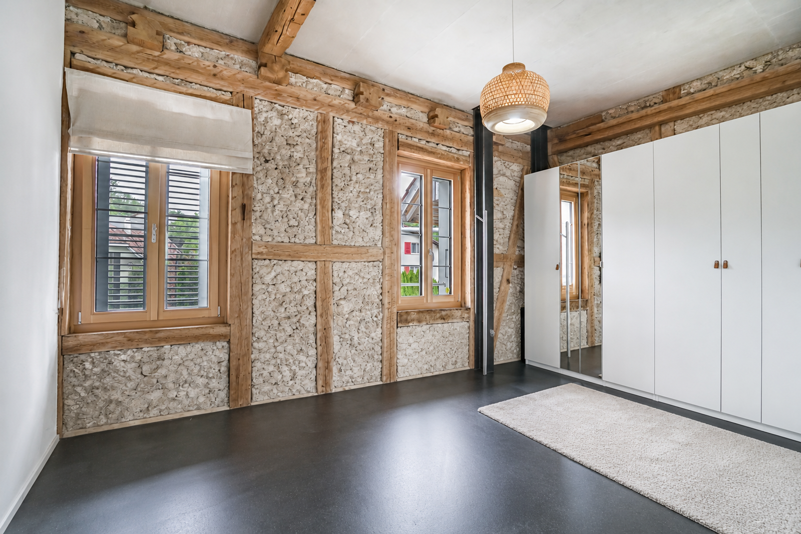 Historisches Bijou mit modernem Ausbaustandard – 2.5-Zimmer-Wohnung mit Balkon — Ansicht 15