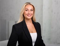 Cassandra Skwar