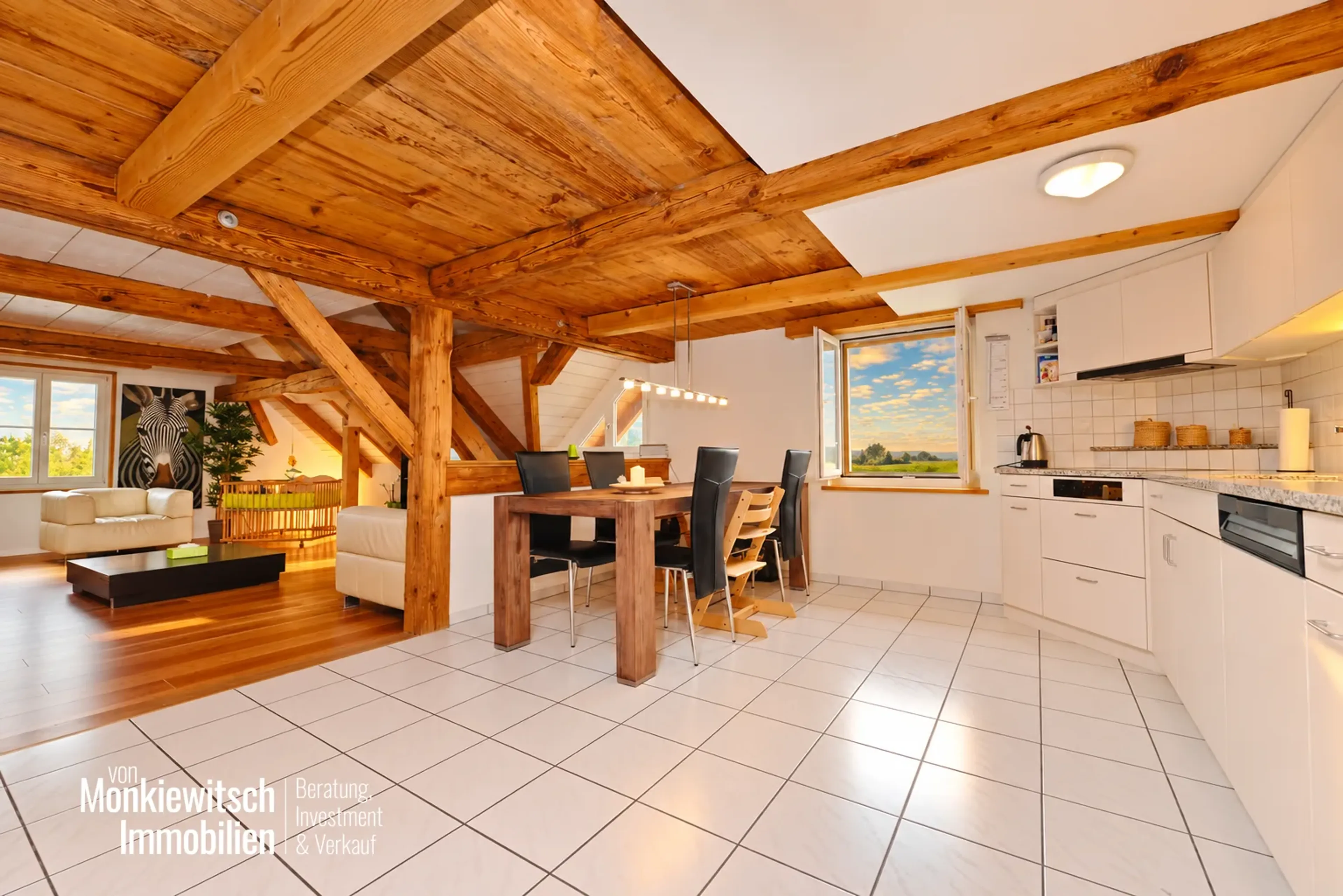 5-Zimmer-Maisonette in Aristau - Charme & Raum - Bild 6