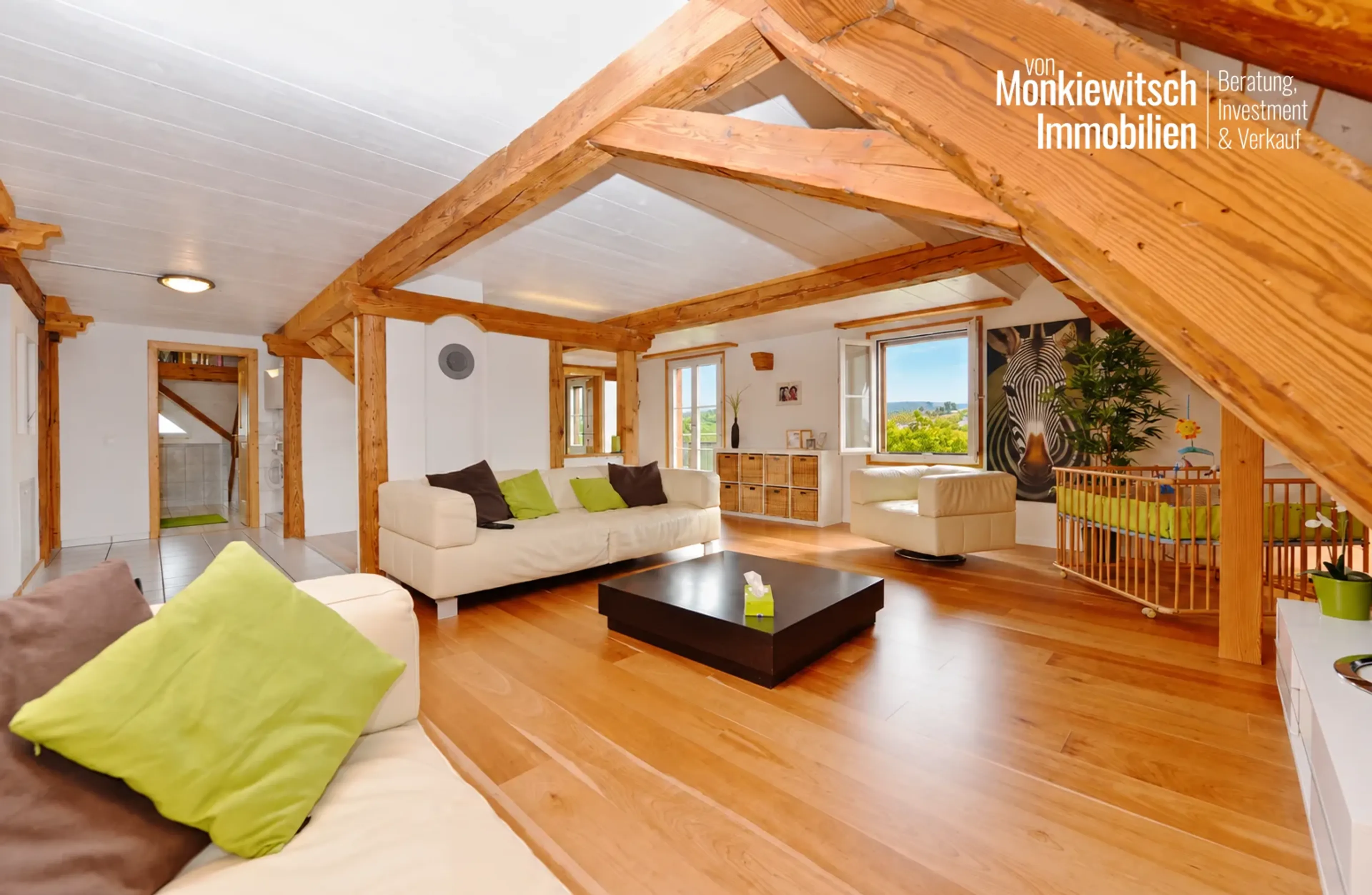 5-Zimmer-Maisonette in Aristau - Charme & Raum - Bild 2