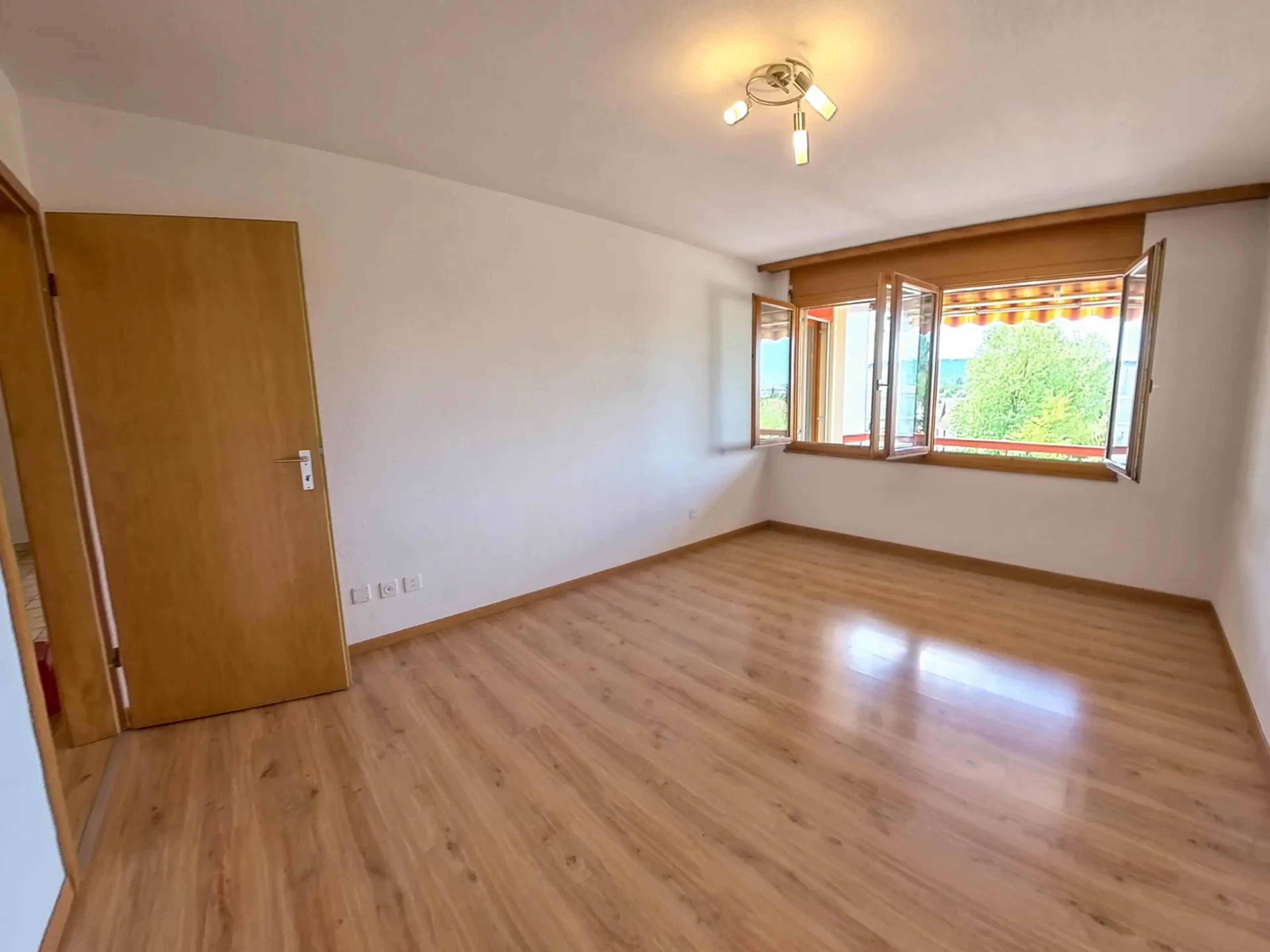 3½-Zimmer-Wohnung mit Balkon und Cheminée - 12