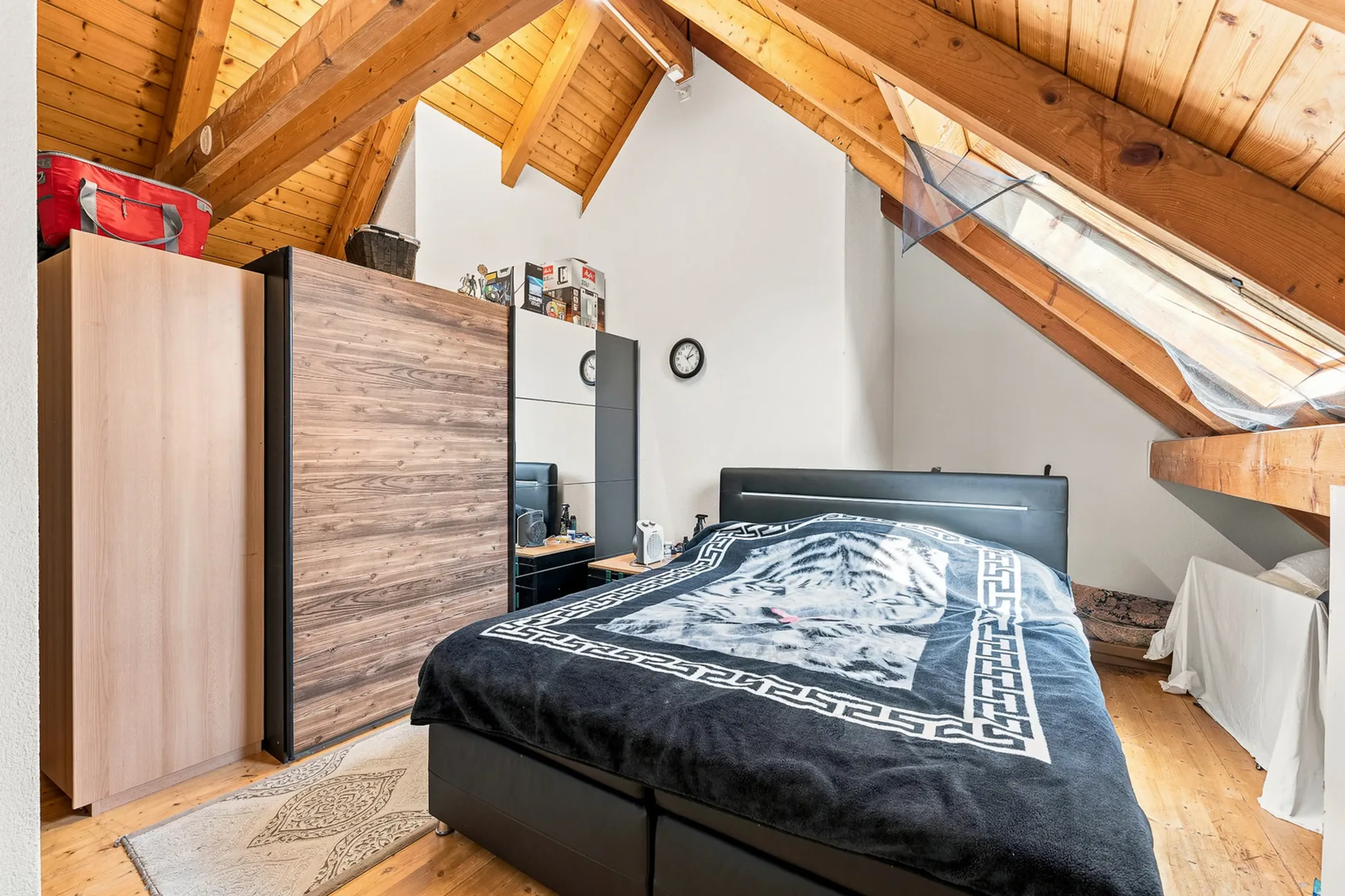 Grosszügige 6.5-Zimmer-Dach-Maisonette – Ein Zuhause für die ganze Familie - 14