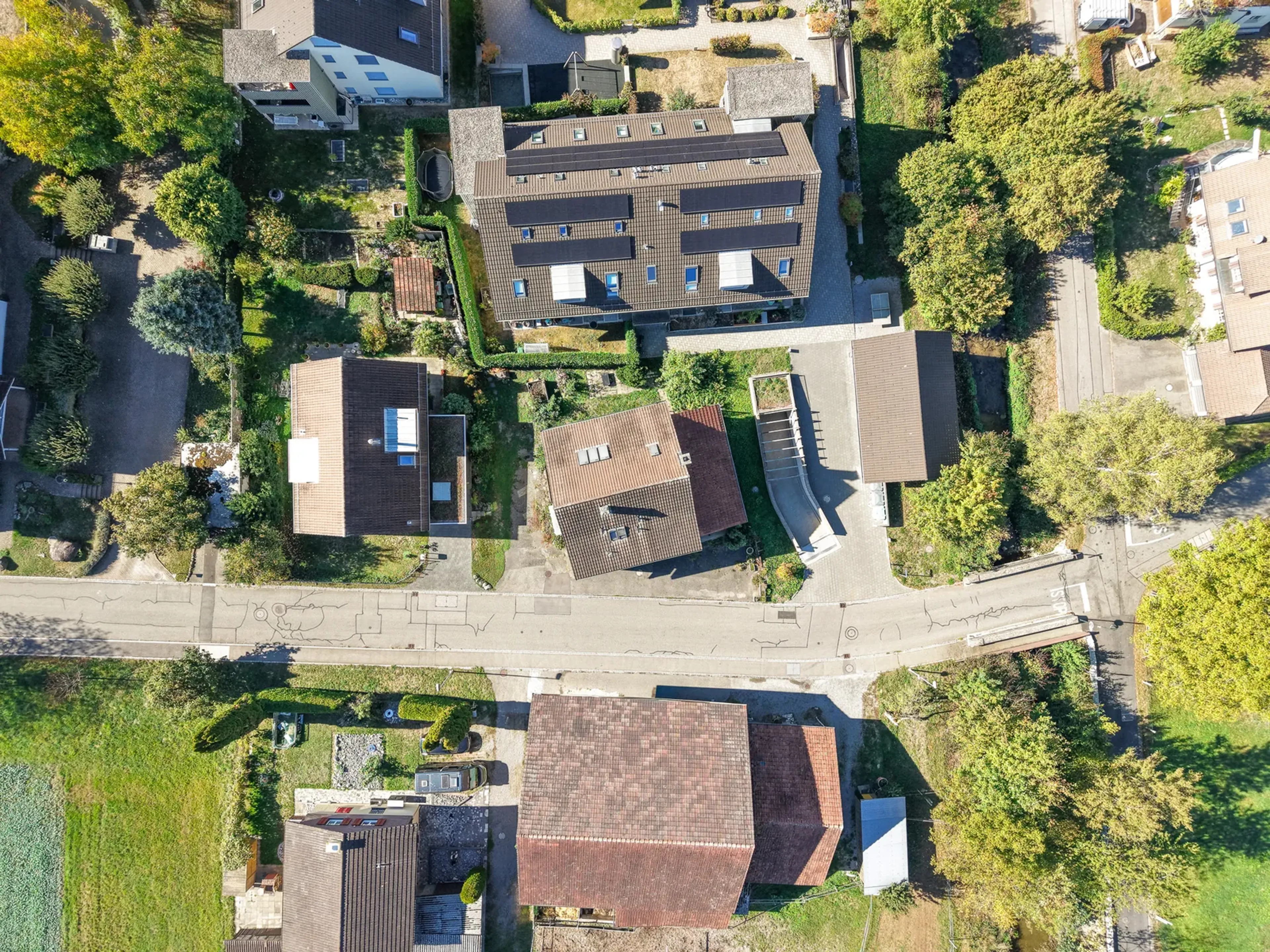 Voll erschlossenes Grundstück 499 m² mit Wohnhaus in Würenlos