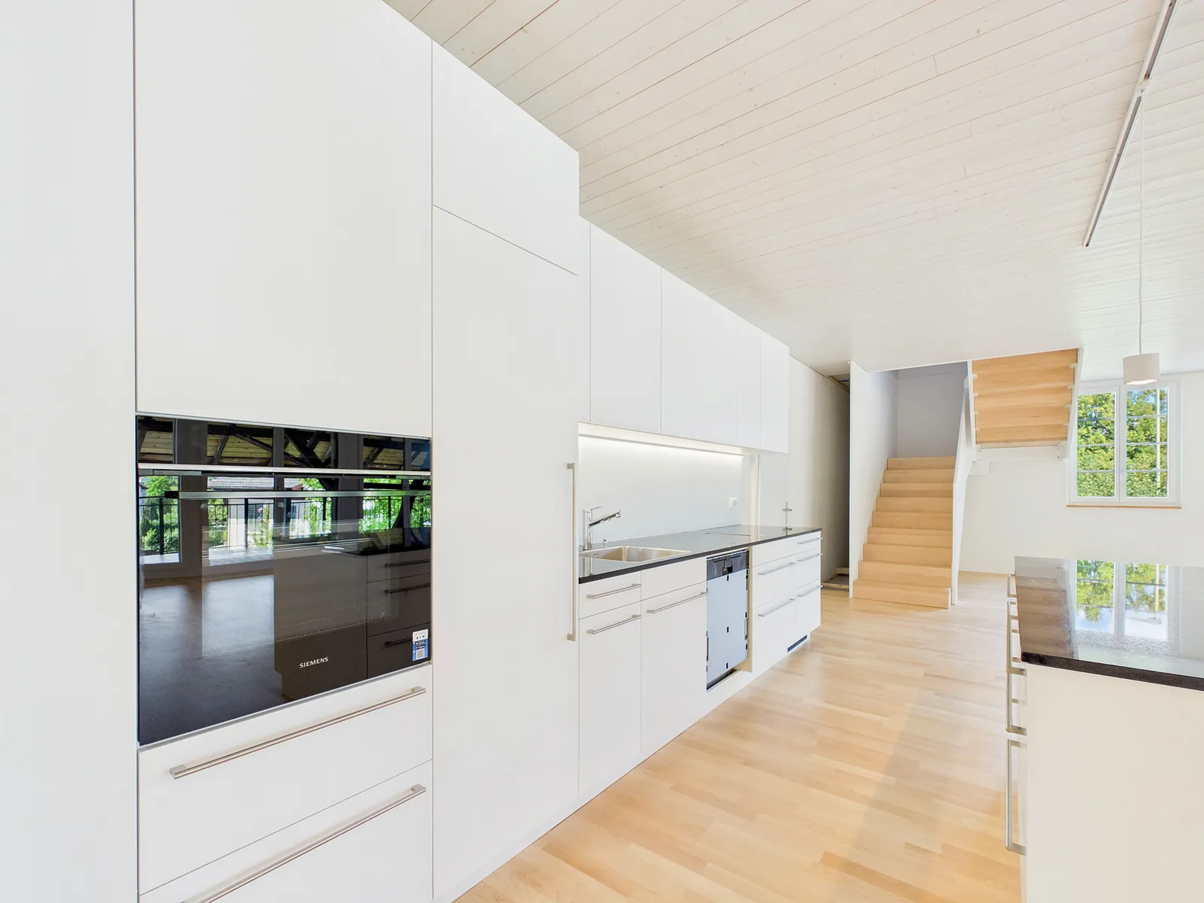 2-Zimmer-Maisonette mit Balkon und Seesicht in Thalwil mieten - 8
