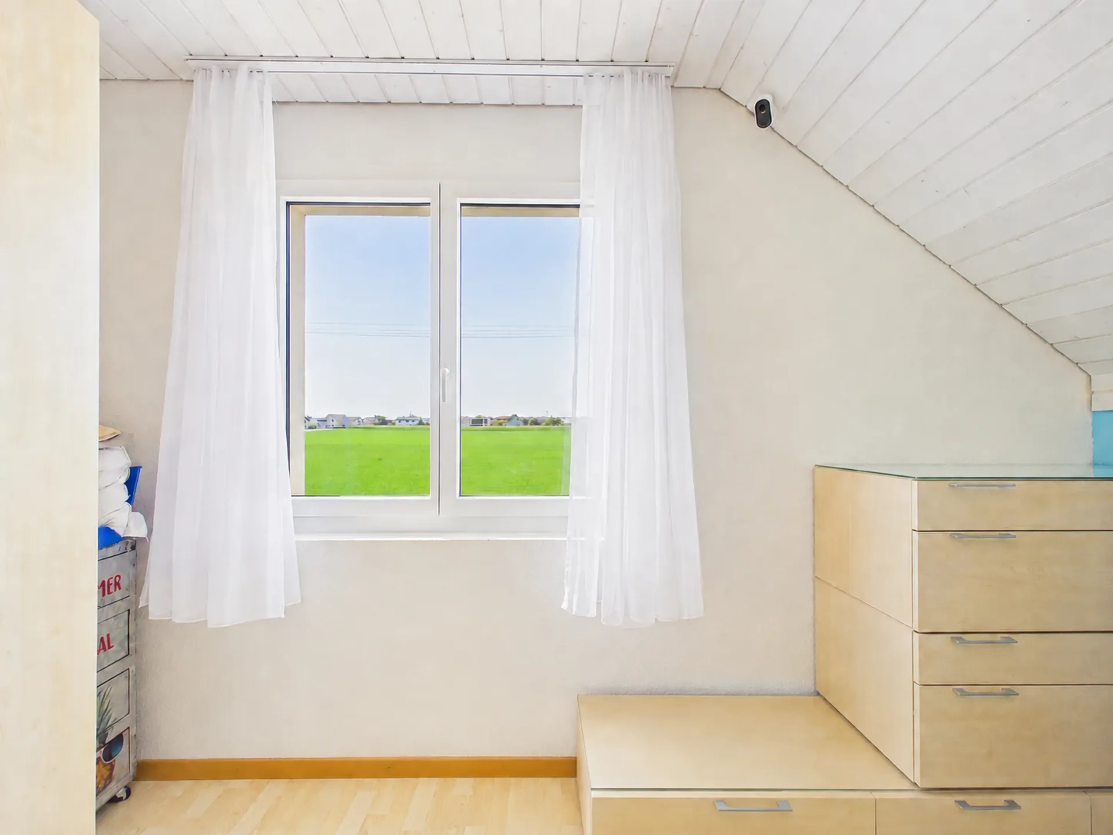 Modernes Einfamilienhaus mit Garten und schöner Weitsicht in Wolfwil - 9