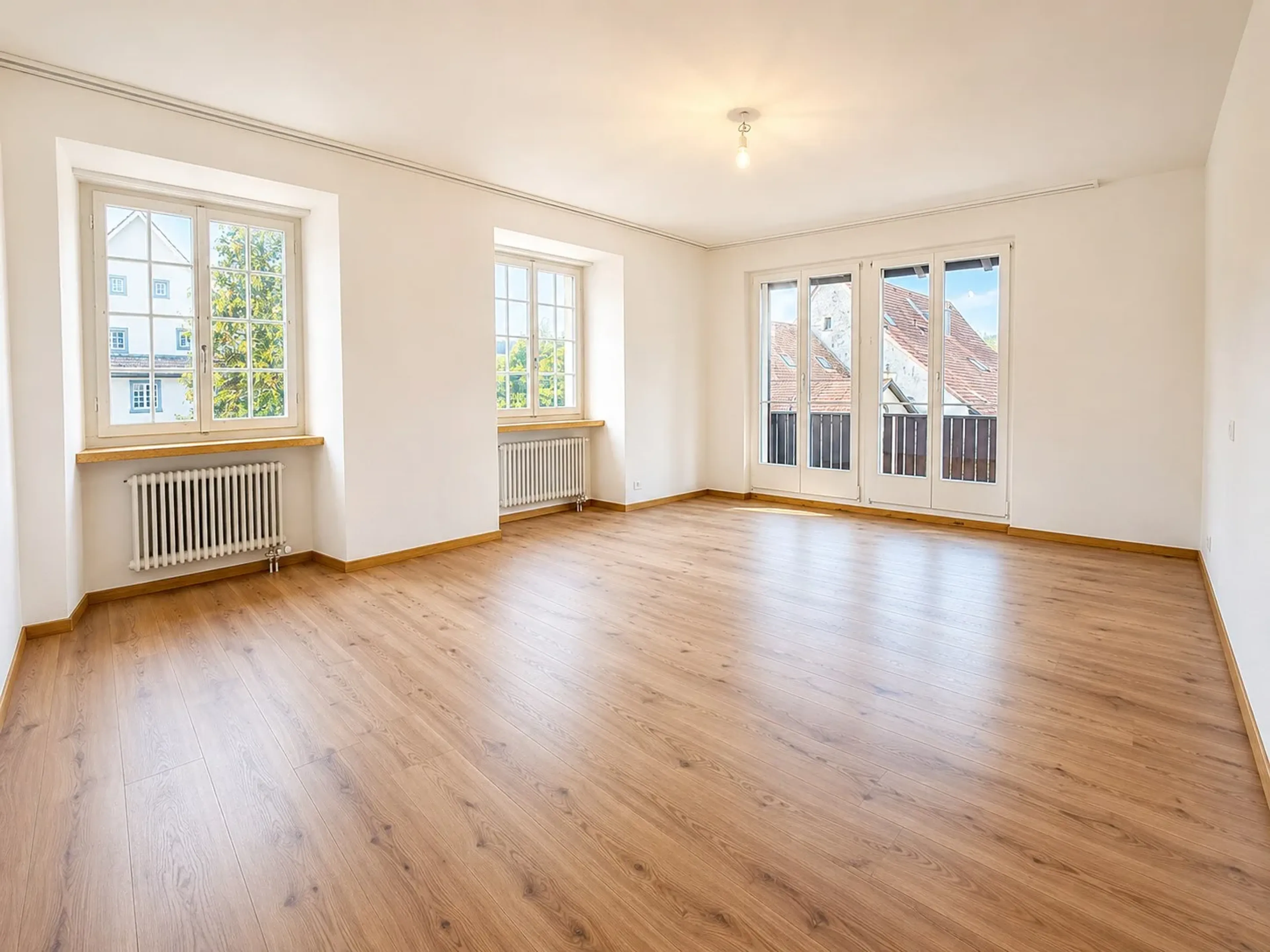 Frisch renovierte 5.5-Zimmer-Wohnung in Hornussen mieten