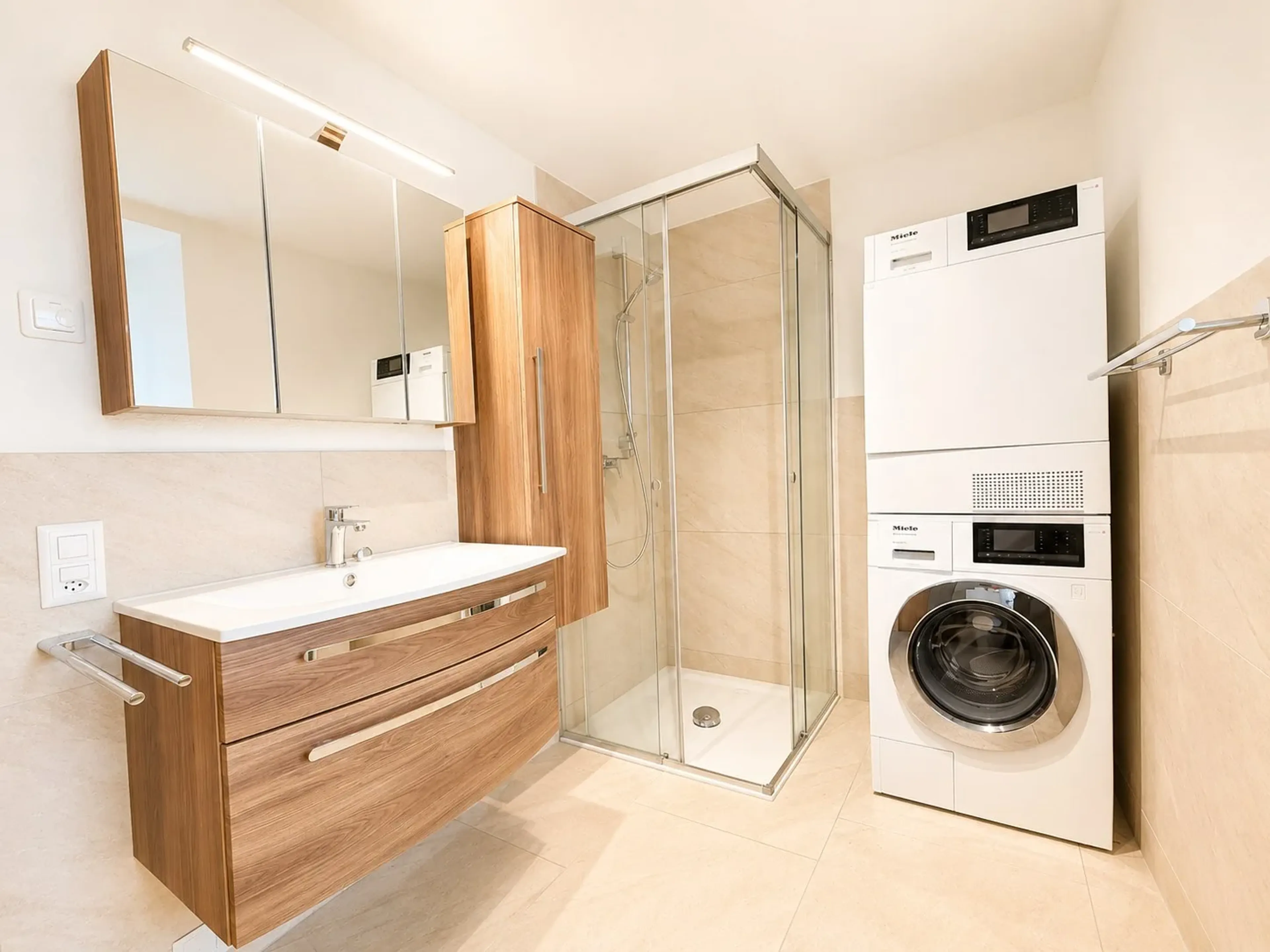 *RESERVIERT* Grosszügige 5.5-Zimmer-Maisonette – 177 m² Wohnfläche & zwei Balkone - 10
