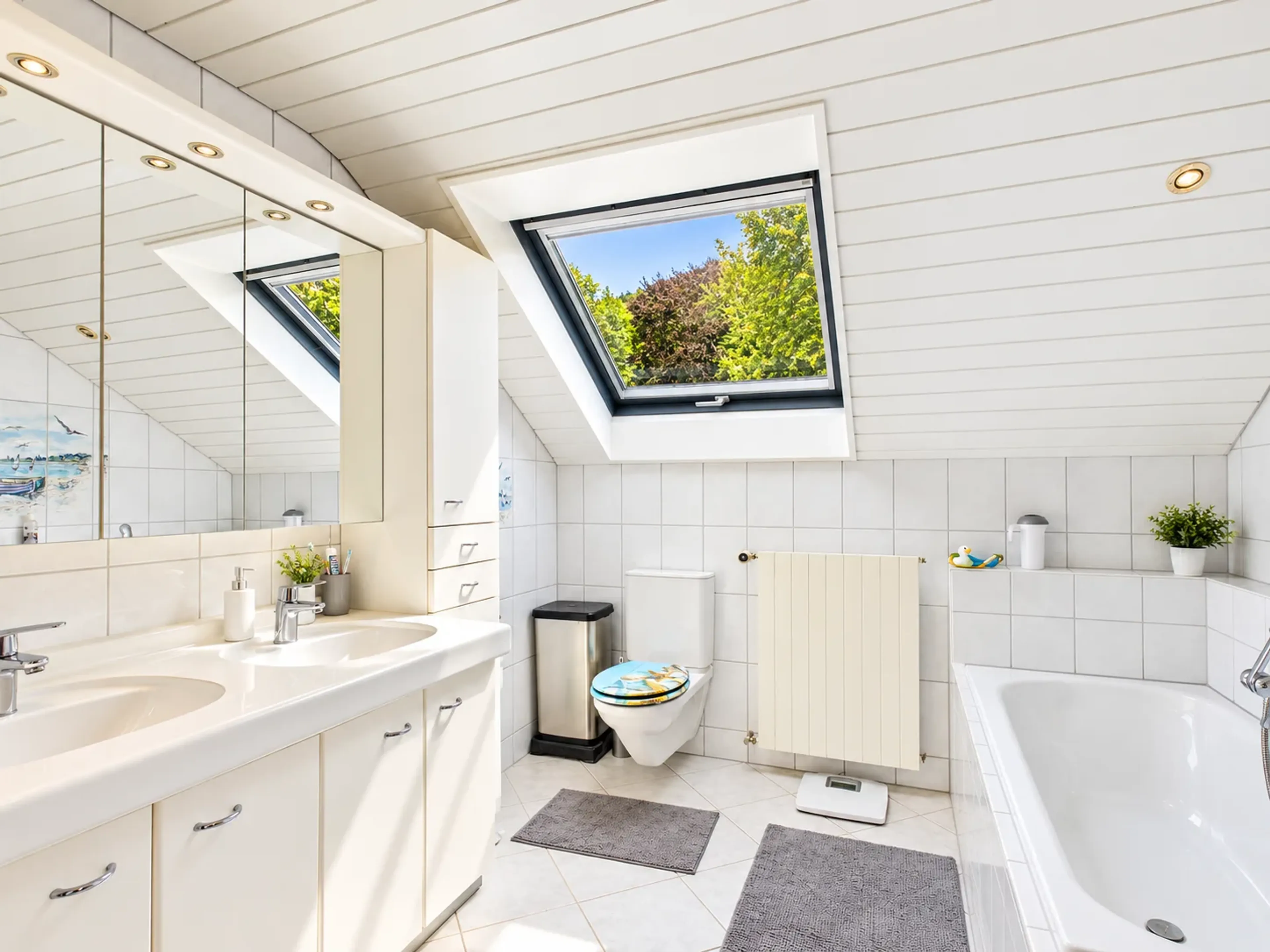 Grosszügiges 7-Zimmer-Bauernhaus mit Einliegerwohnung und vielseitigem Nutzungspotenzial - 7