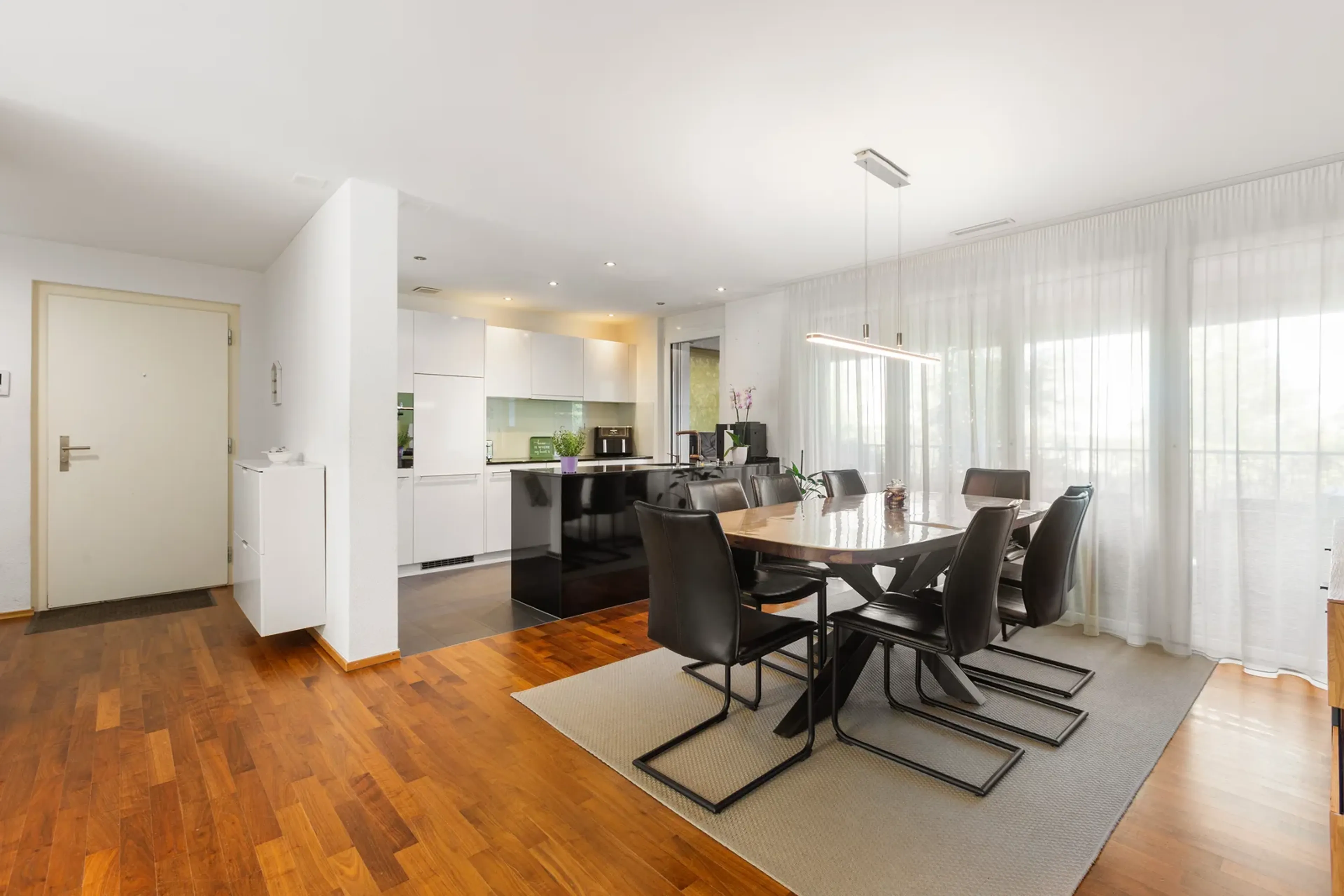 4.5-Zimmer-Wohnung mit Terrasse in Winterthur - Bild 1