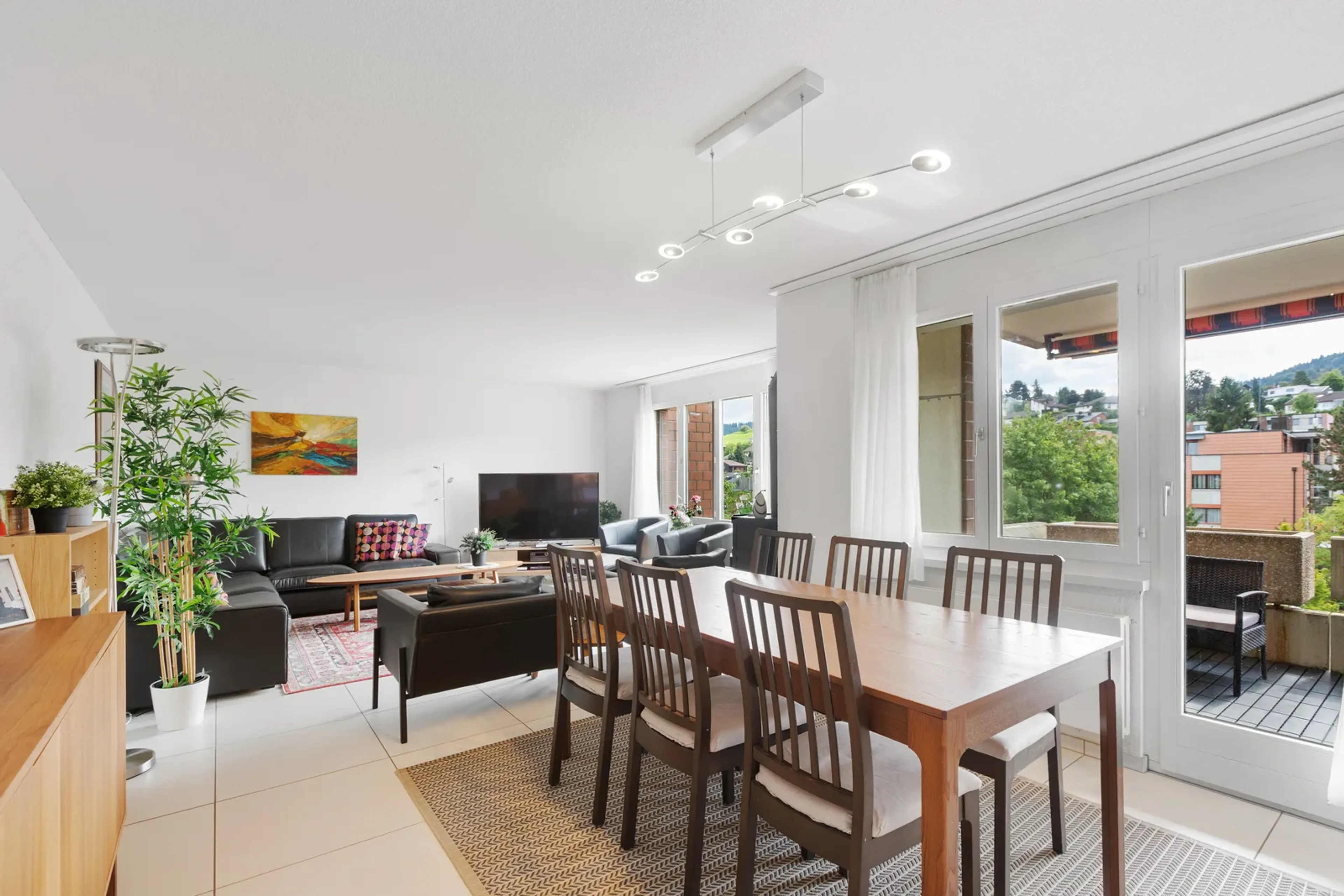 4.5-Zimmer-Wohnung mit Balkon und Schwedenofen in Oberuzwil kaufen - 5