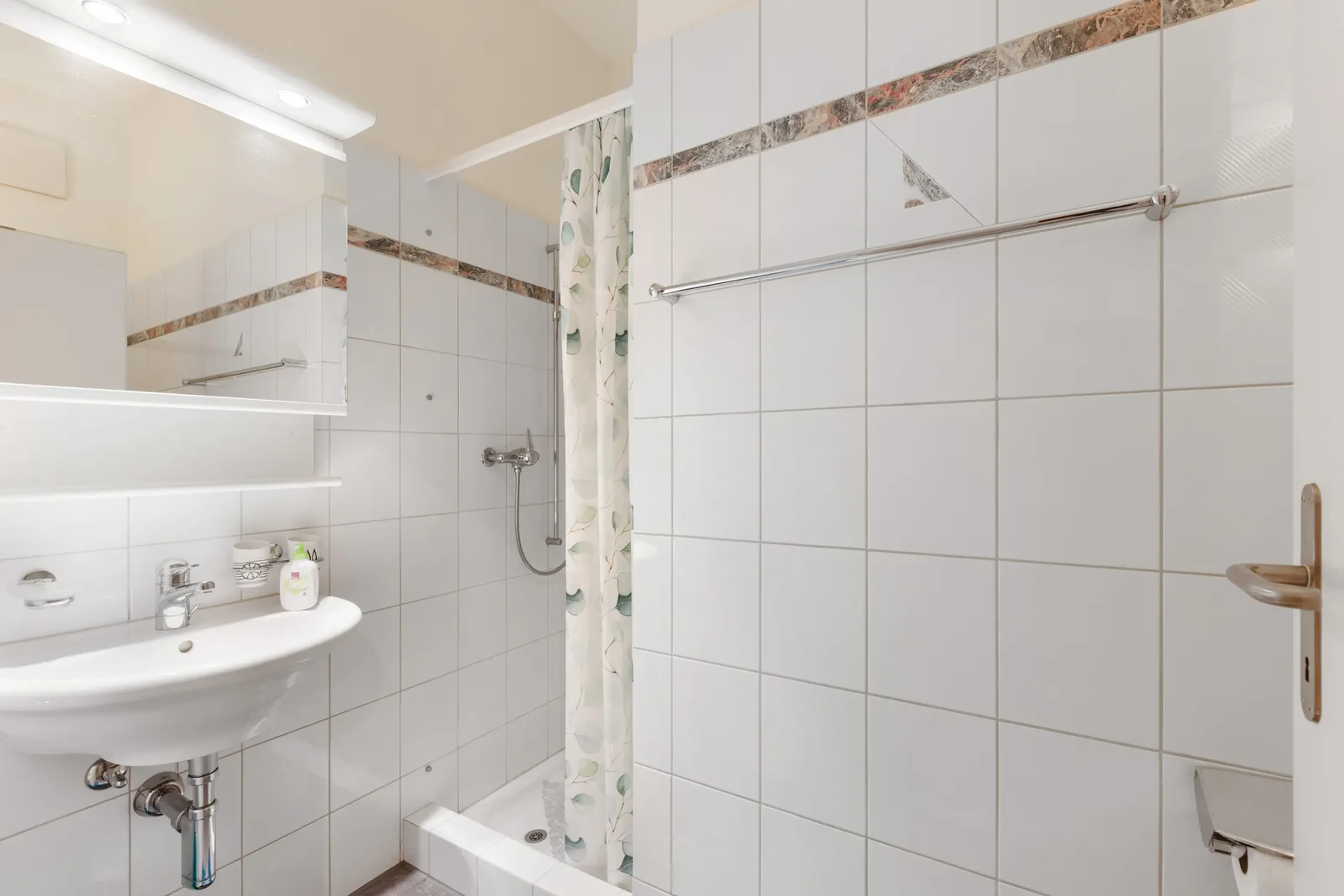 4.5-Zimmer-Gartenwohnung mit Terrasse in Nürensdorf - 9