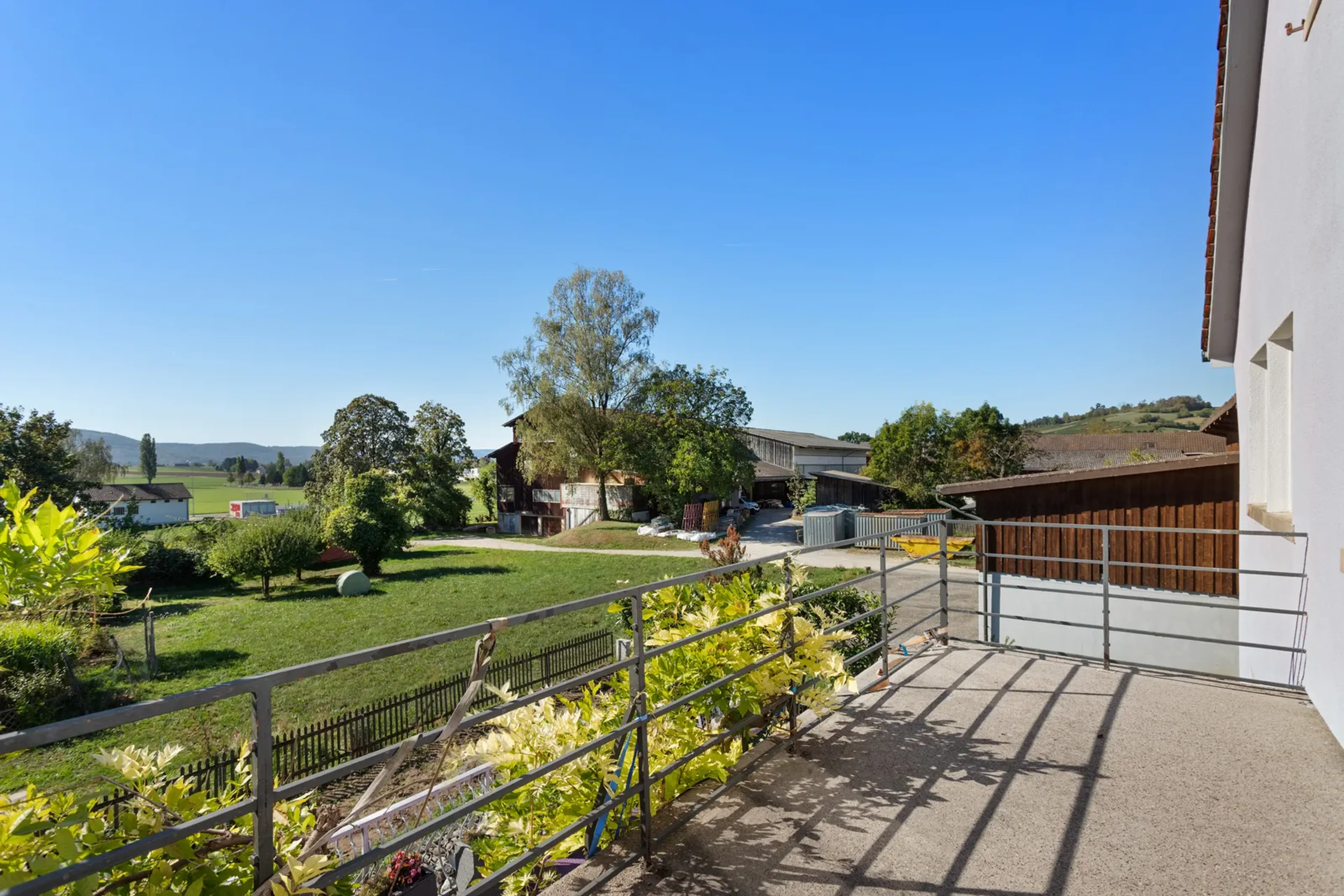 Saniertes 6-Zimmer-Einfamilienhaus mit Garten in Hallau - 20