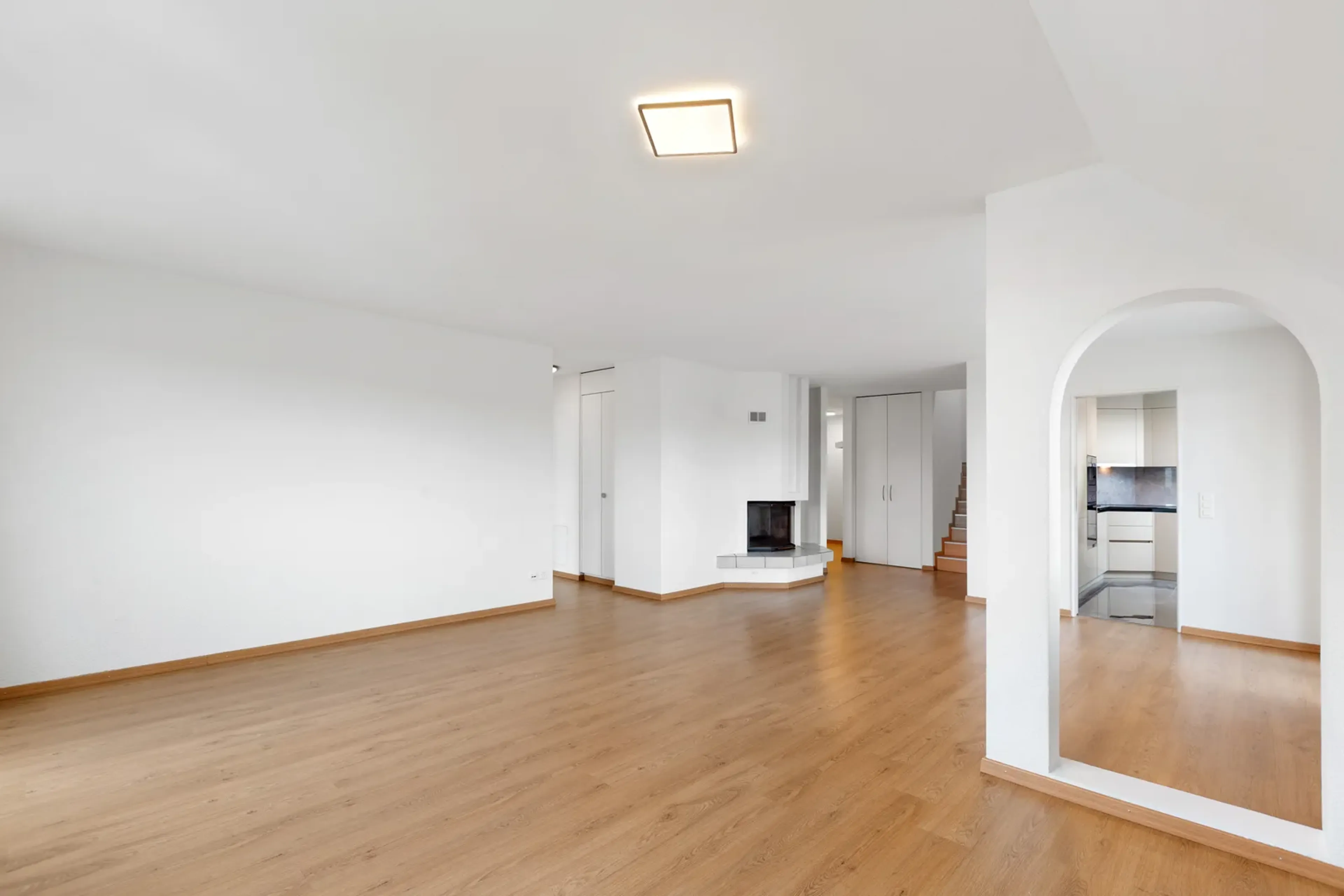 5.5-Zimmer-Dachwohnung mit Cheminée in Bonau kaufen - 4