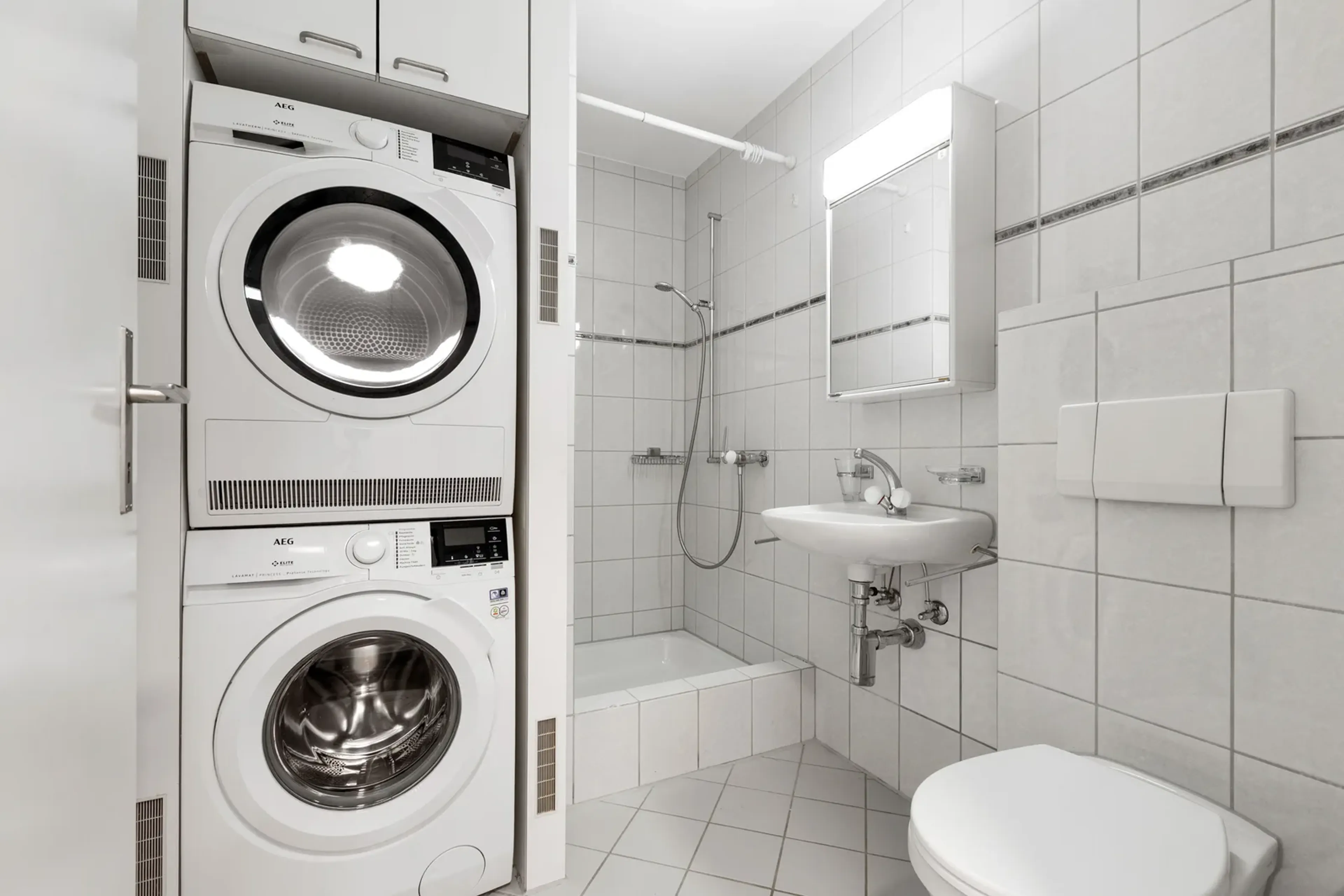 5.5-Zimmer-Dachwohnung mit Cheminée in Bonau - 13