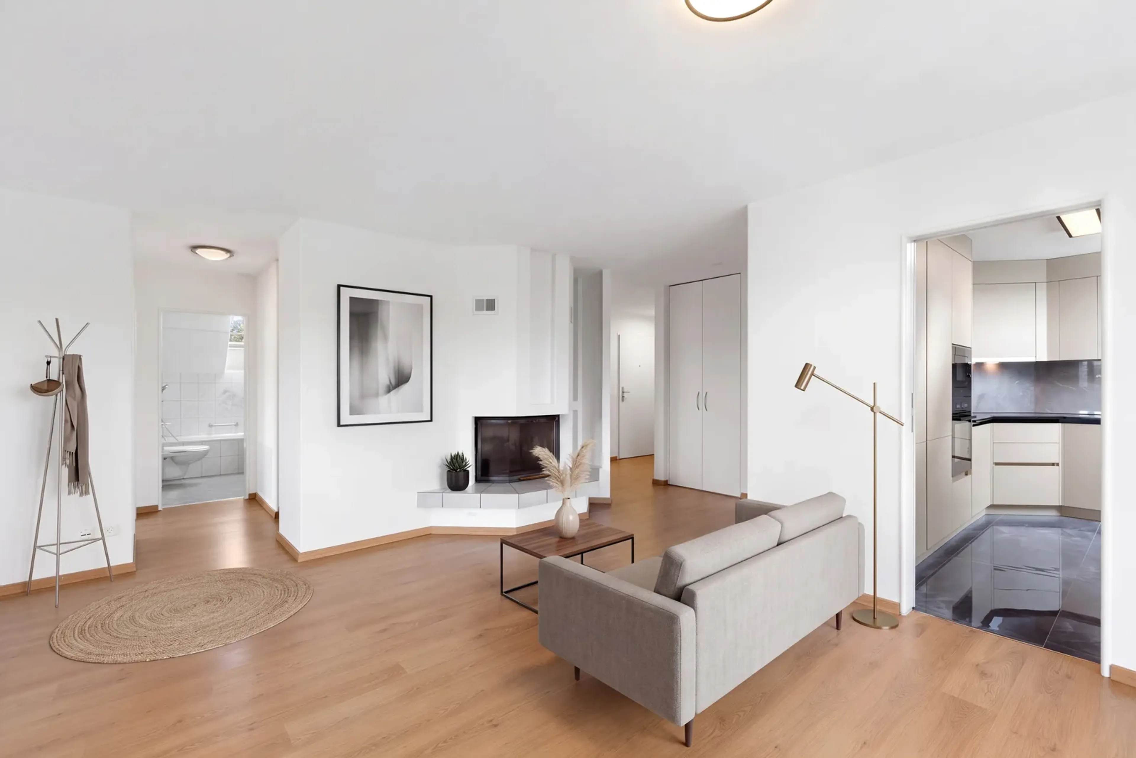 5.5-Zimmer-Dachwohnung mit Cheminée in Bonau kaufen - 1