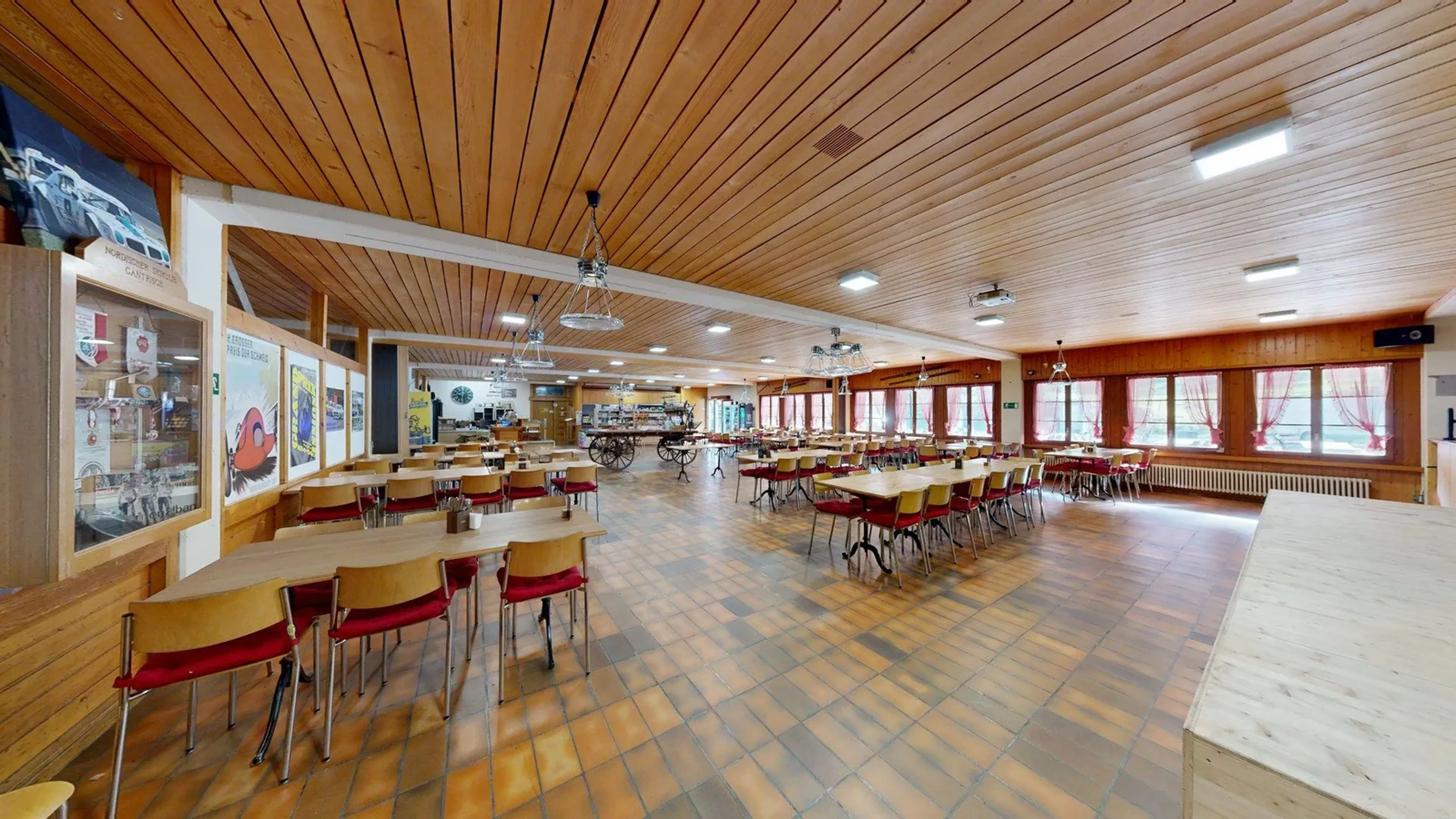 Berghaus mit Restaurant & Hotel - 28