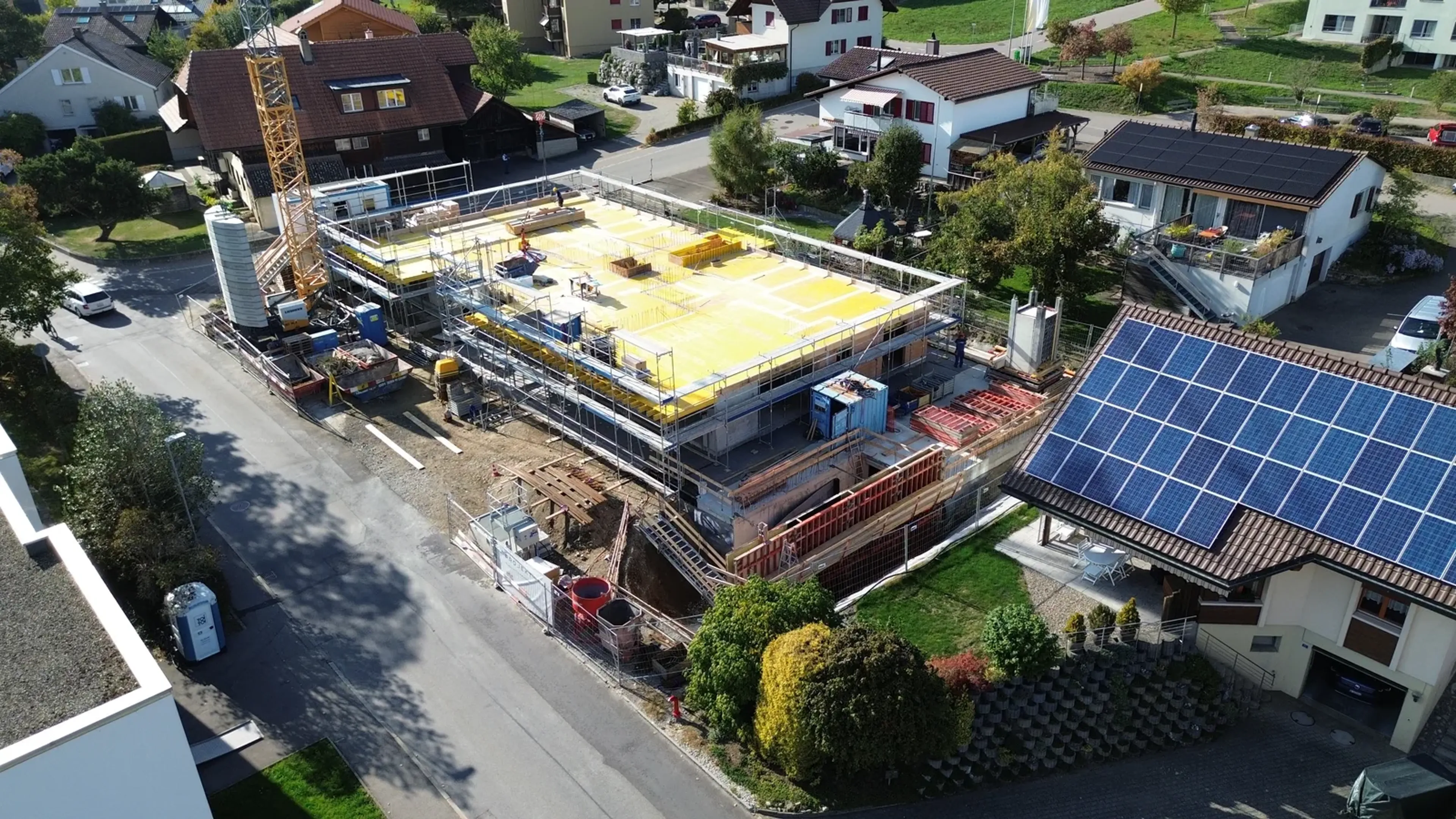 4.5 Zimmer Neubauwohnung im Erdgeschoss mit Sitzplatz - 11