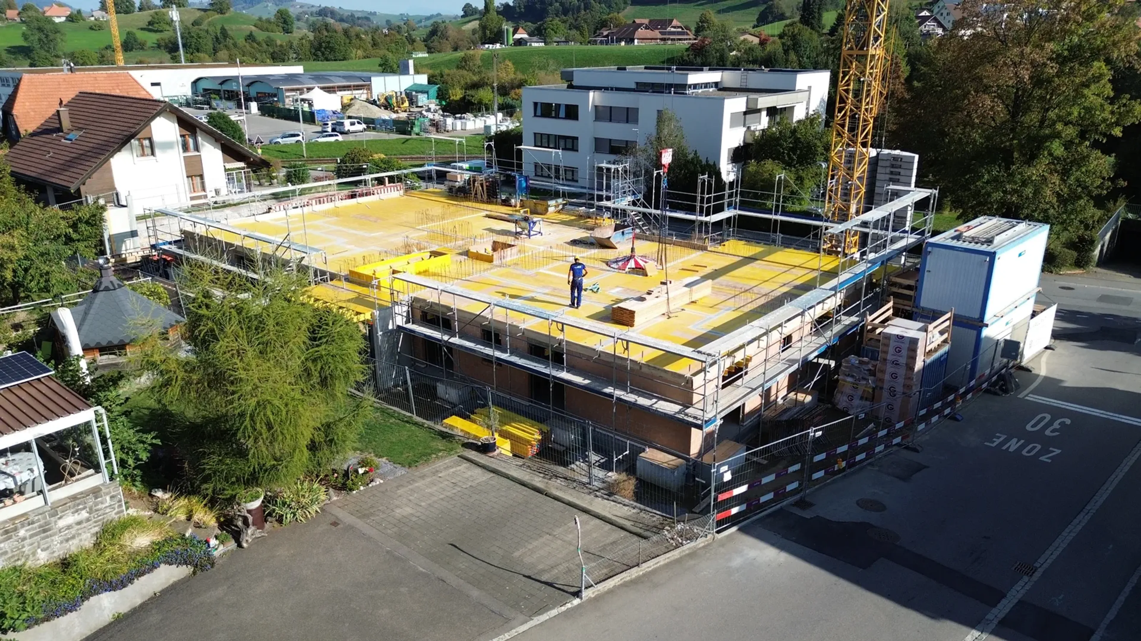 4.5 Zimmer Neubauwohnung im Erdgeschoss mit Sitzplatz - 9