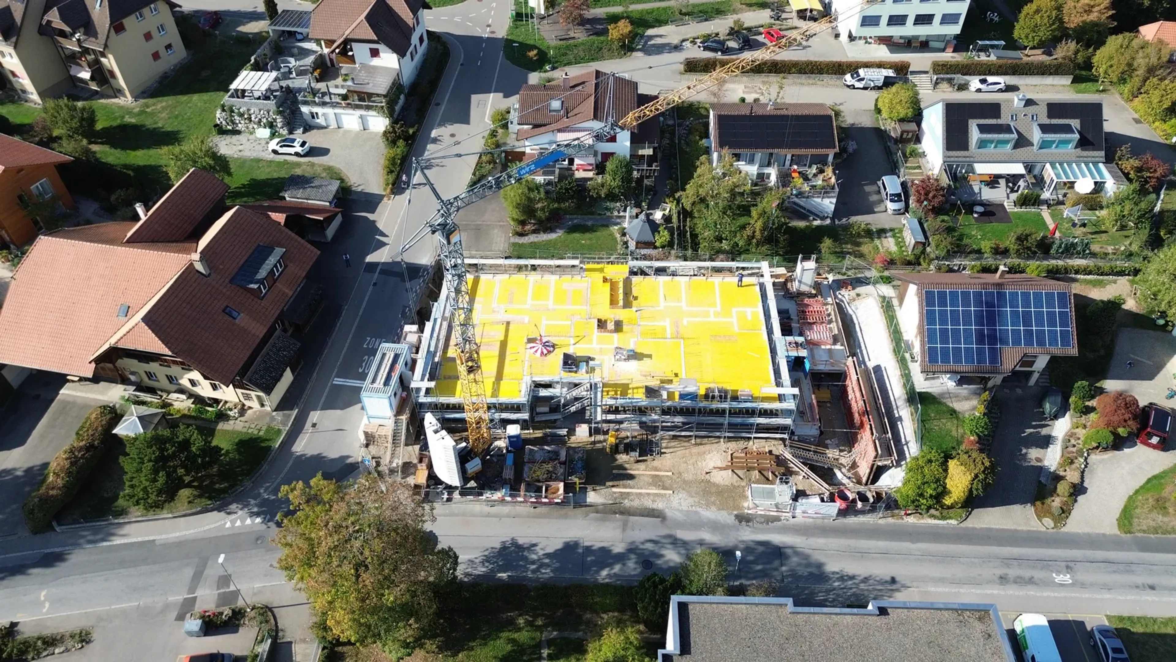 4.5 Zimmer Neubauwohnung im Erdgeschoss mit Sitzplatz - 12