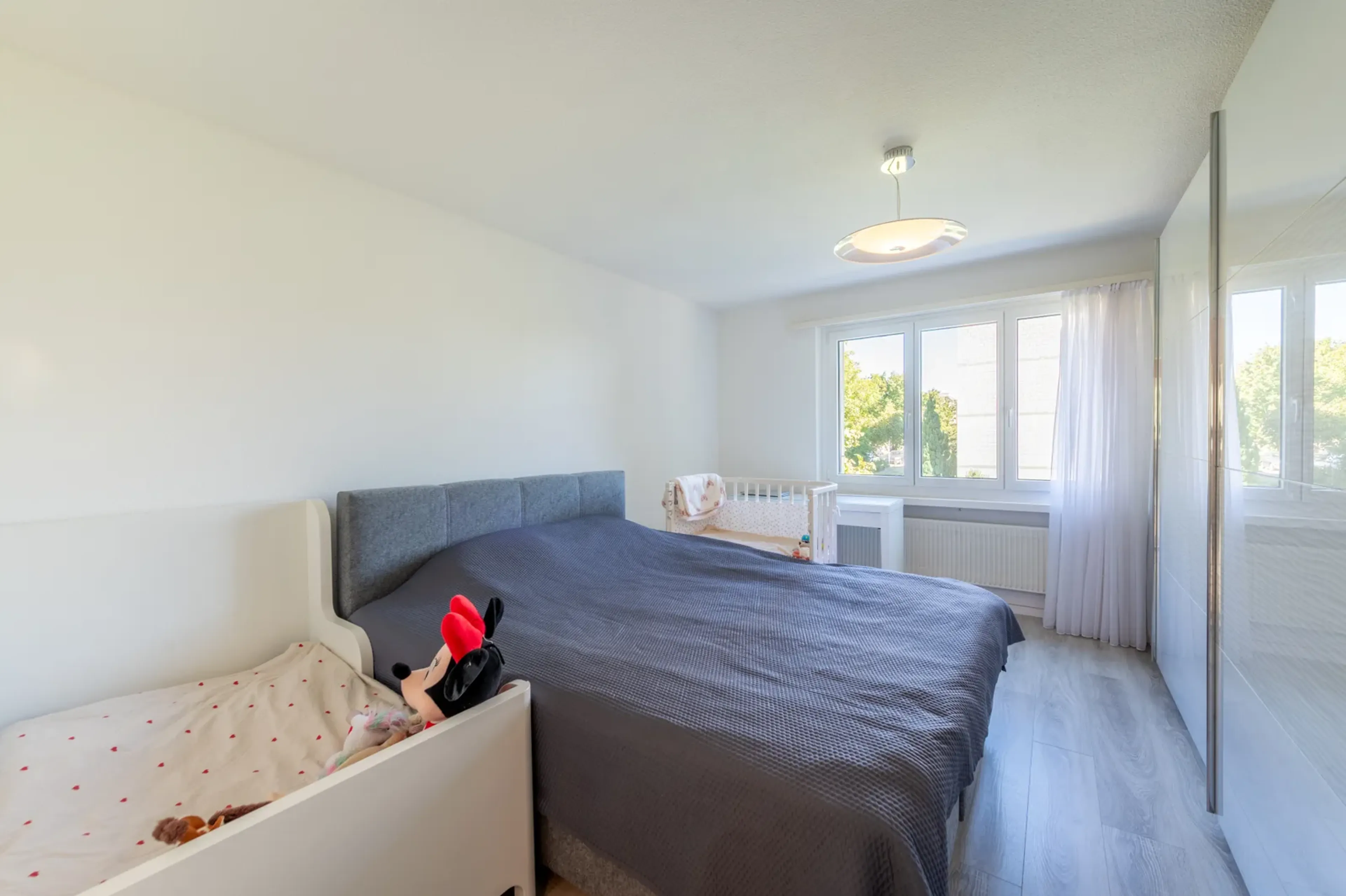 Viel Raum zum Wohlfühlen – helle 4-Zimmerwohnung mit Balkon und Lift - 5