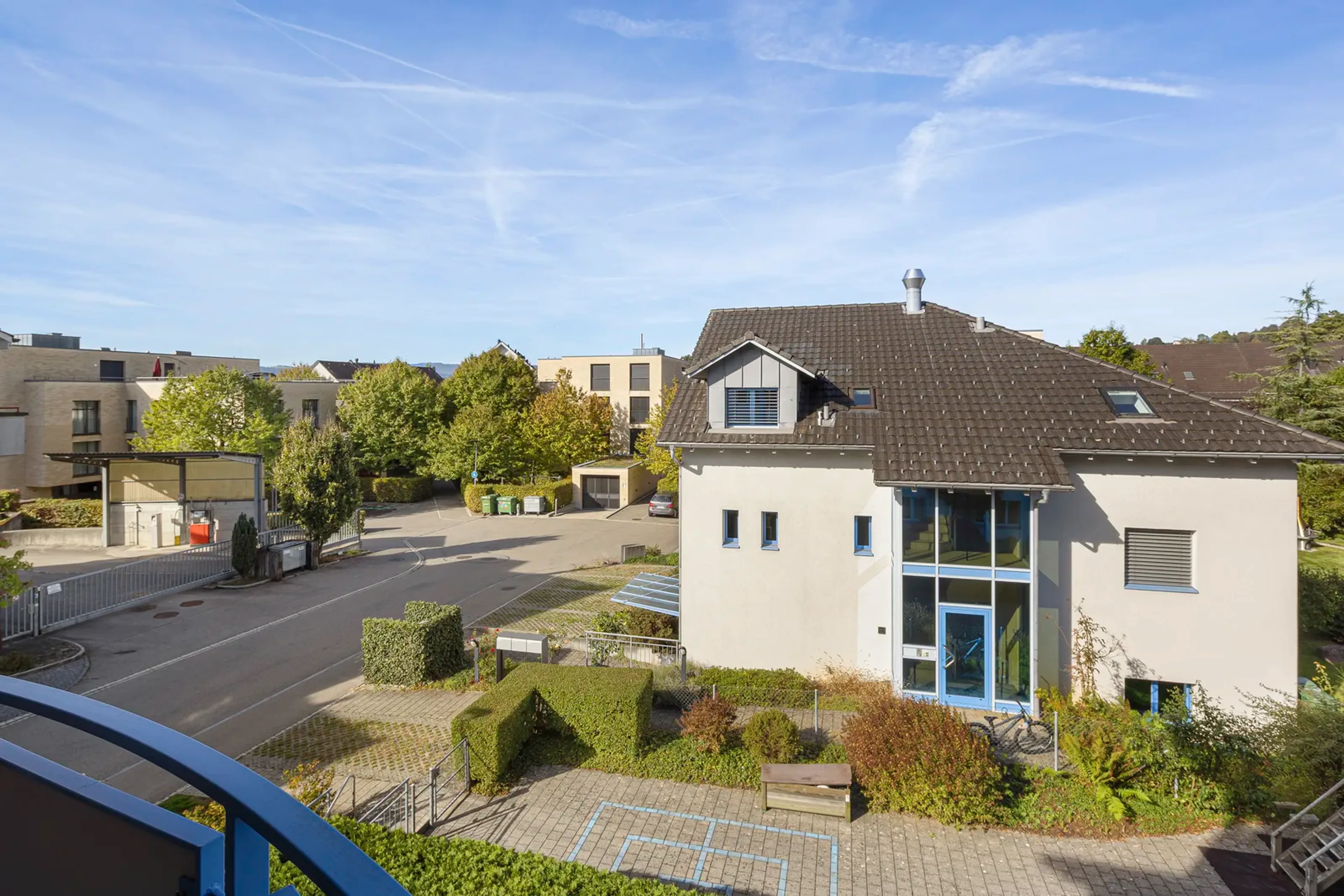 Zentrale, ruhige Wohnoase mit Sonnenbalkon und tiefem Steuerfuss - 12