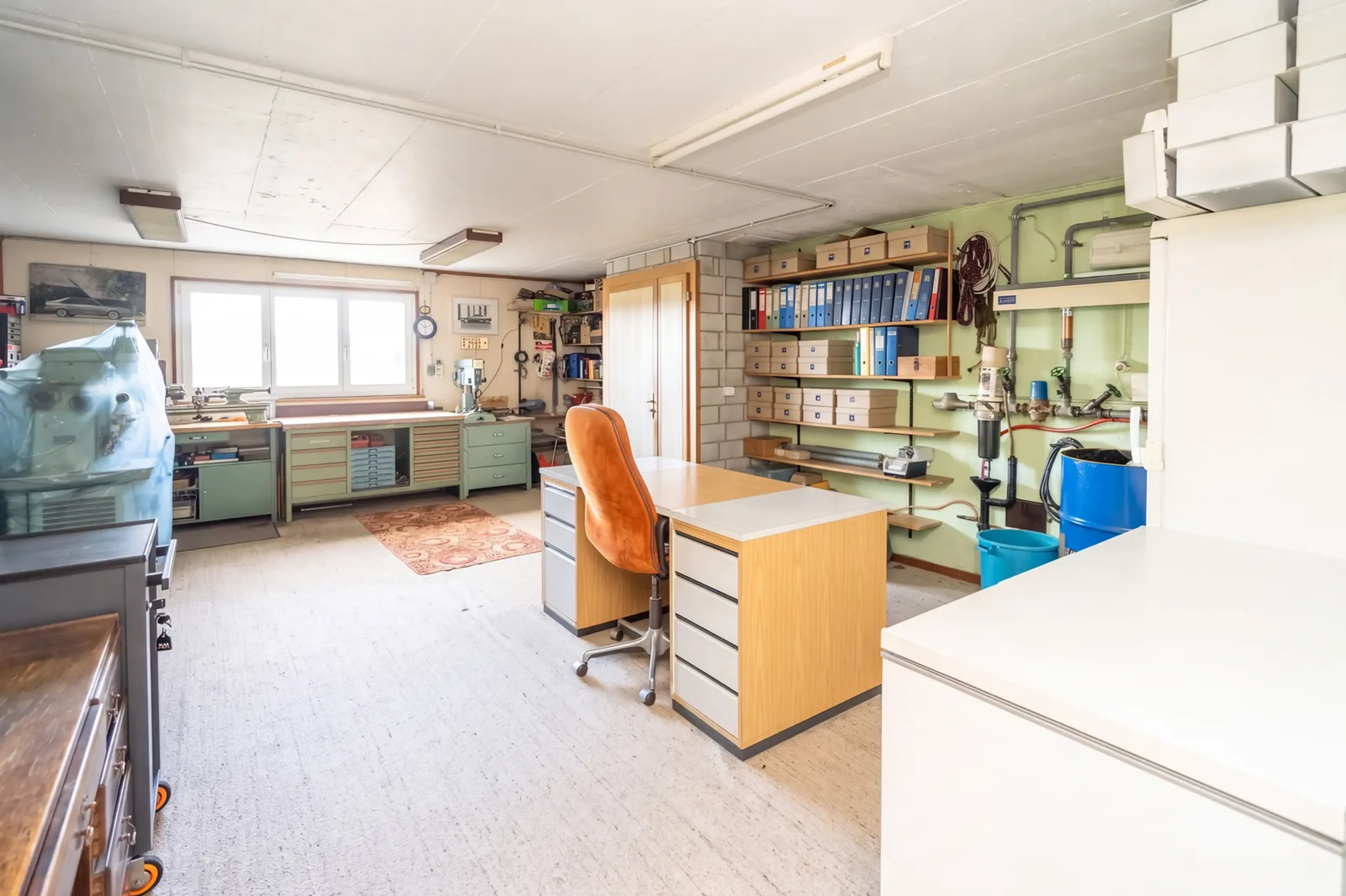 Freistehendes Einfamilienhaus mit Einliegerwohnung und Baulandreserve - 29
