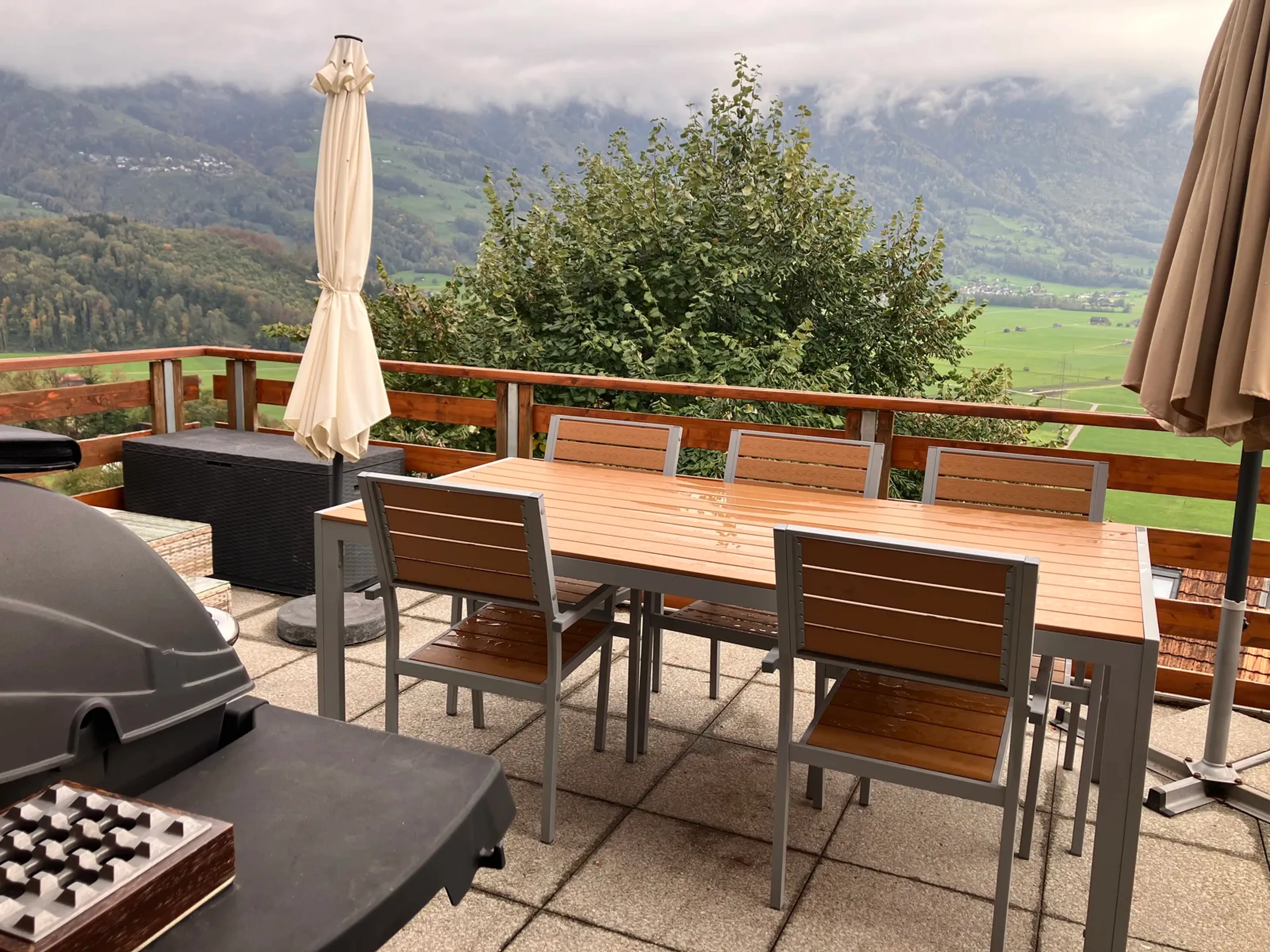 Grundstück mit älterem Haus, traumhafter Aussicht und 1001 Möglichkeiten - 27