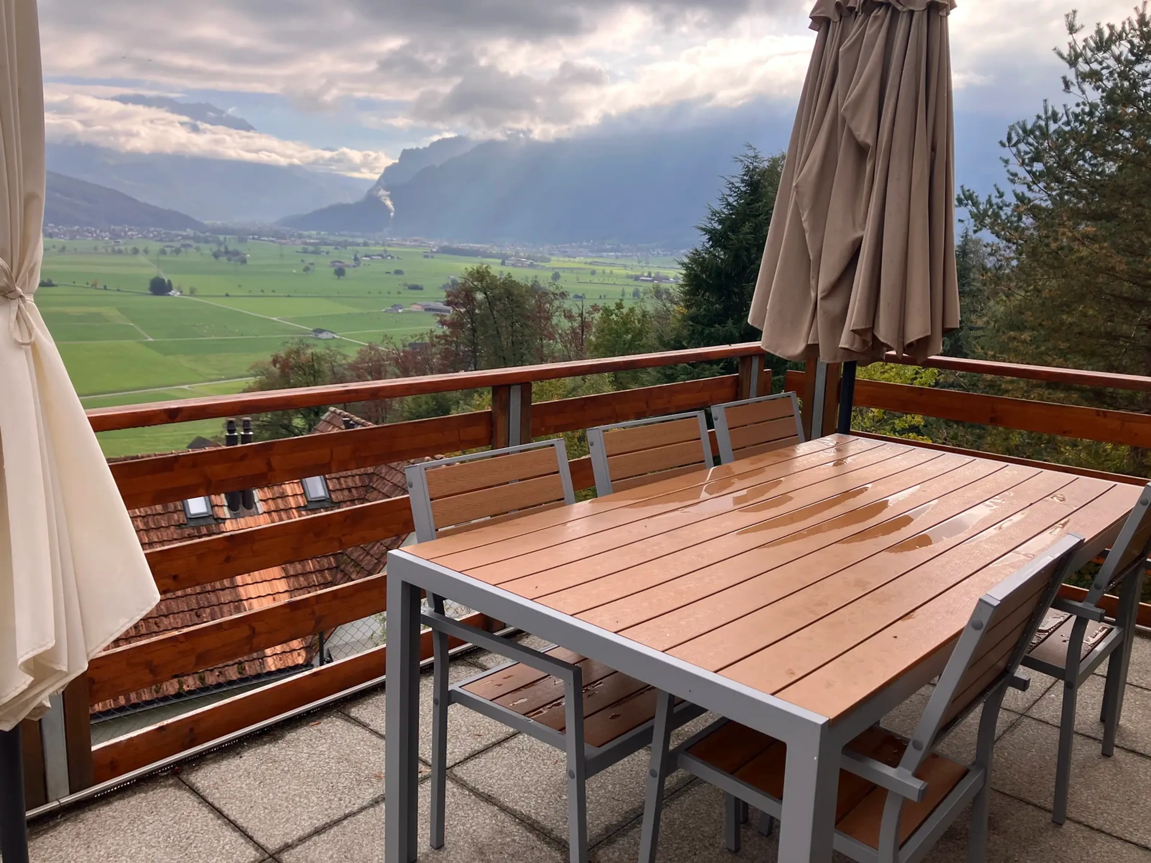 Grundstück mit älterem Haus, traumhafter Aussicht und 1001 Möglichkeiten - 28
