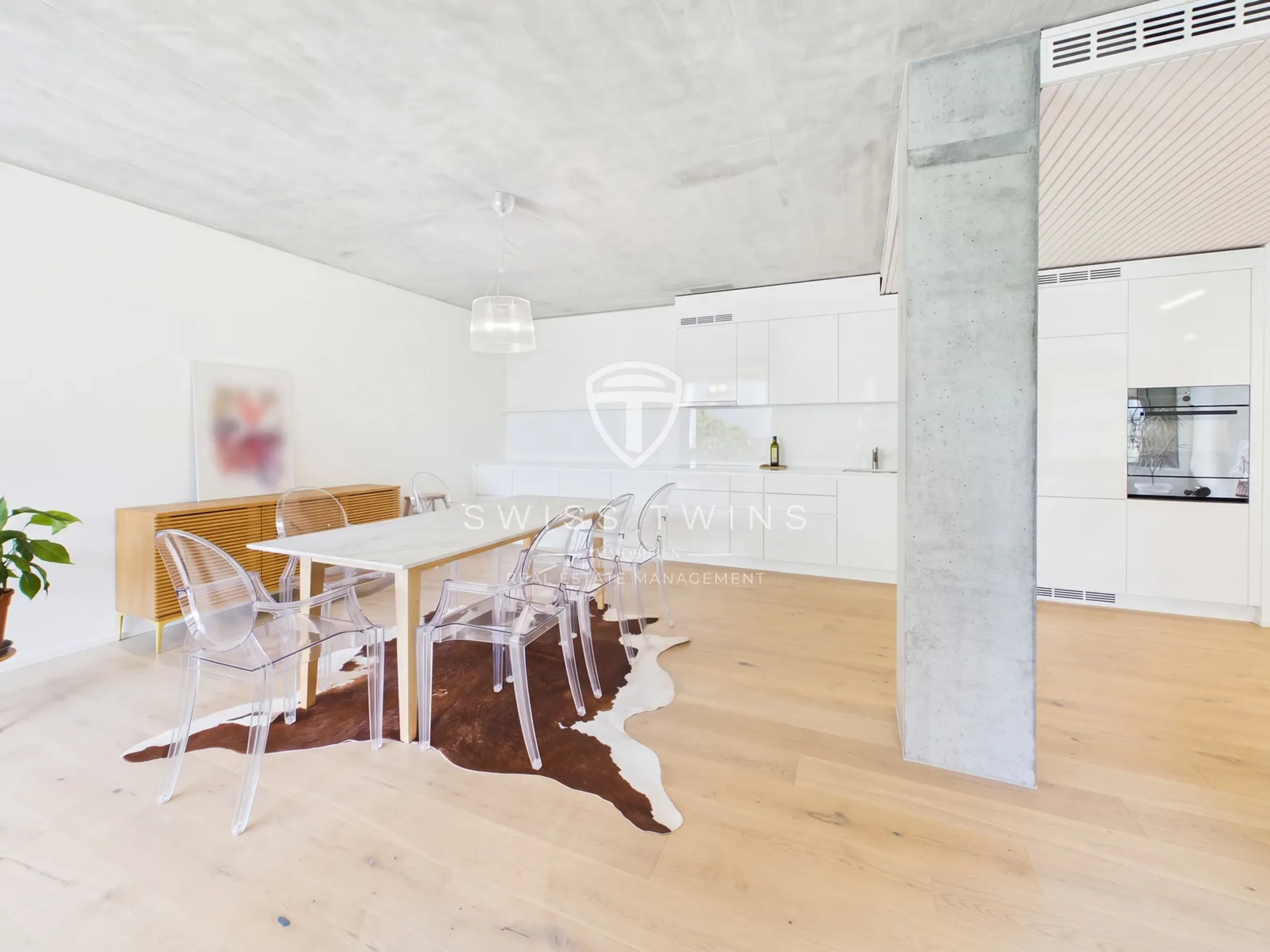 Moderne 2.5-Zimmer-Wohnung mit 98 m², Loggia & Dachlounge in Zürich Oerlikon - 2