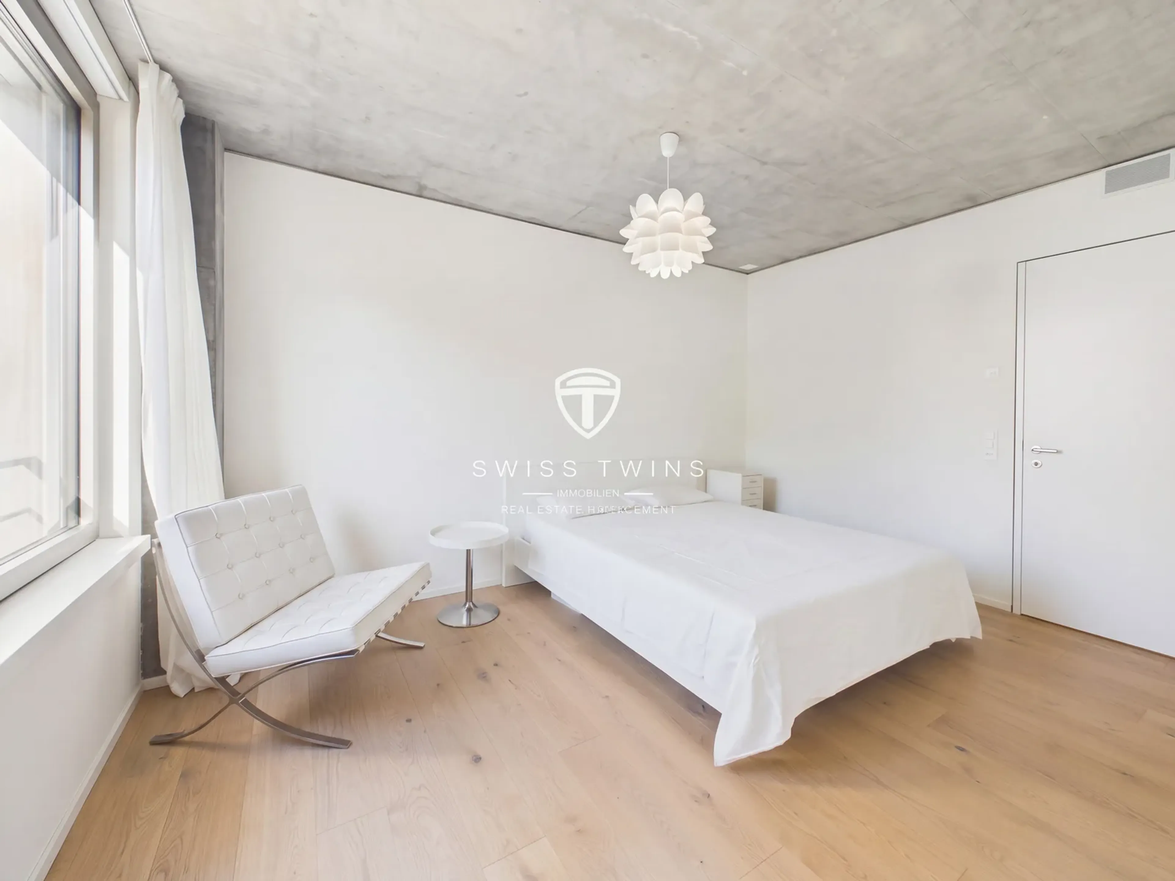 Moderne 2.5-Zimmer-Wohnung mit 98 m², Loggia & Dachlounge in Zürich Oerlikon - 10