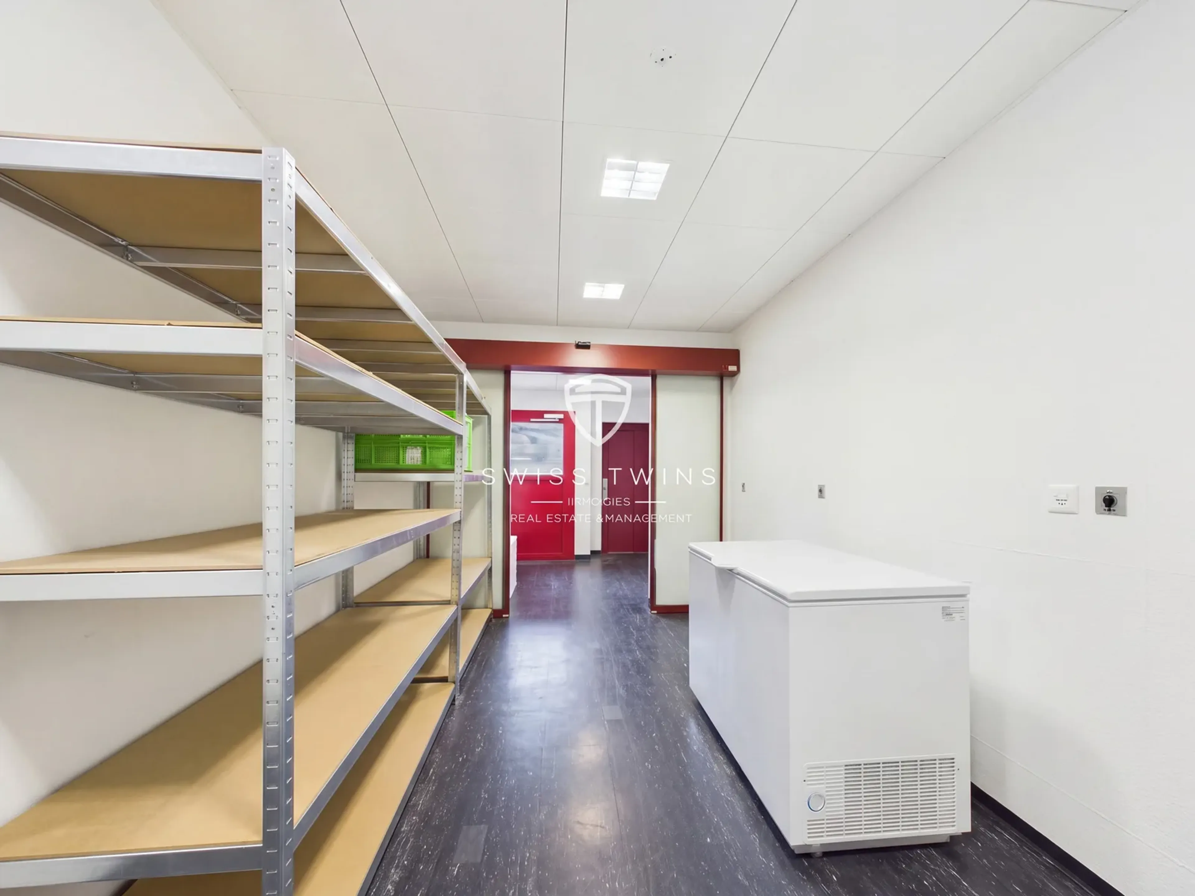 Gewerberaum 240 m² mit Lift bei Bahnhof in Oberweningen mieten - 4