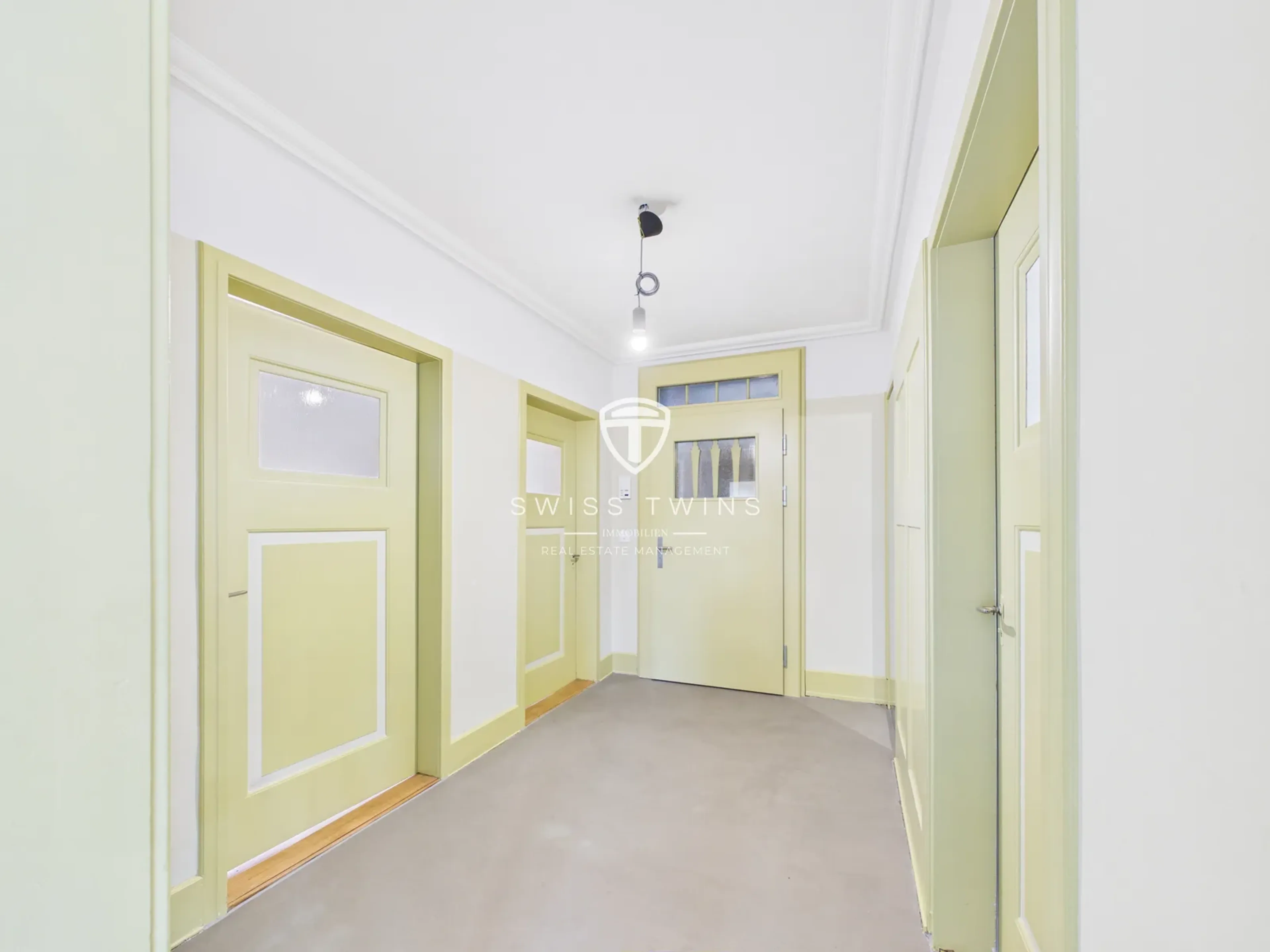 Charmante 3.5-Zimmer-Wohnung mit Balkon in Weiach - 11