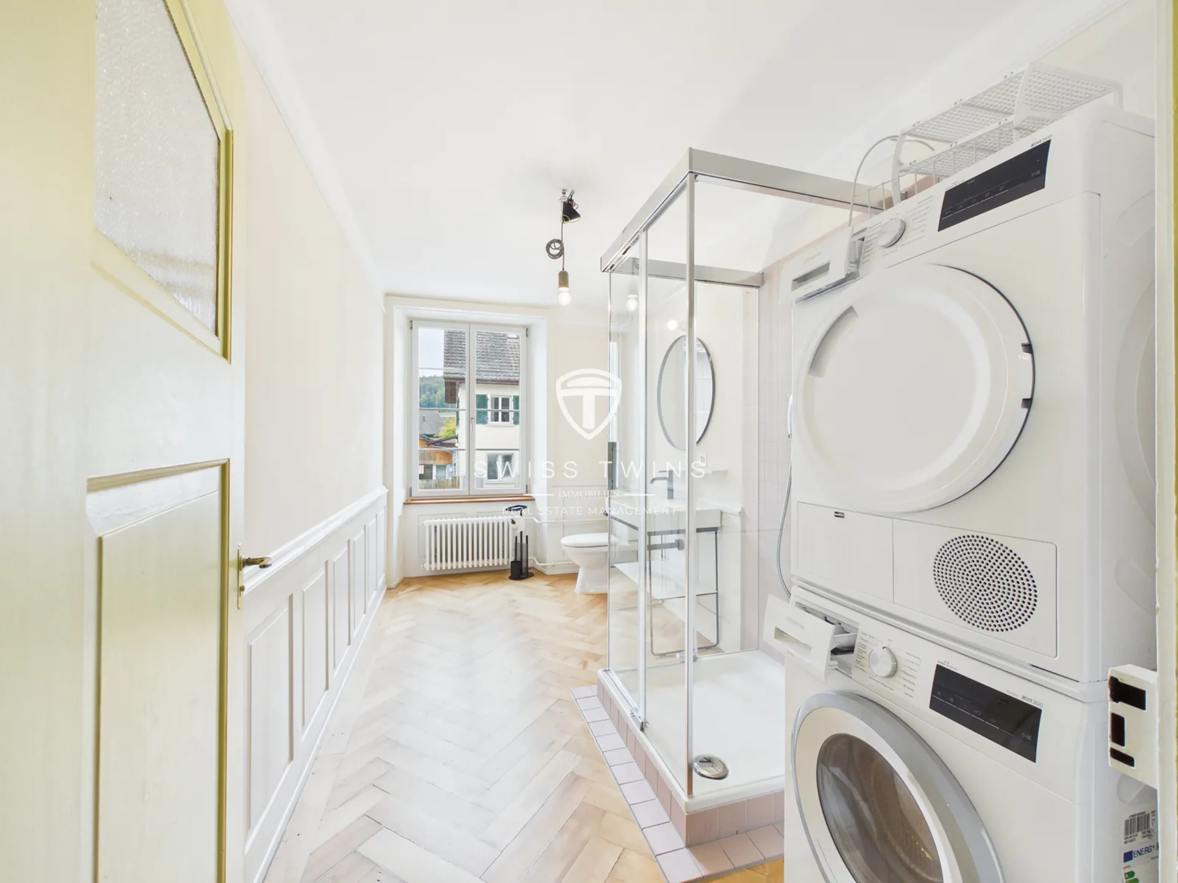 Charmante 3.5-Zimmer-Wohnung mit Balkon in Weiach - 4