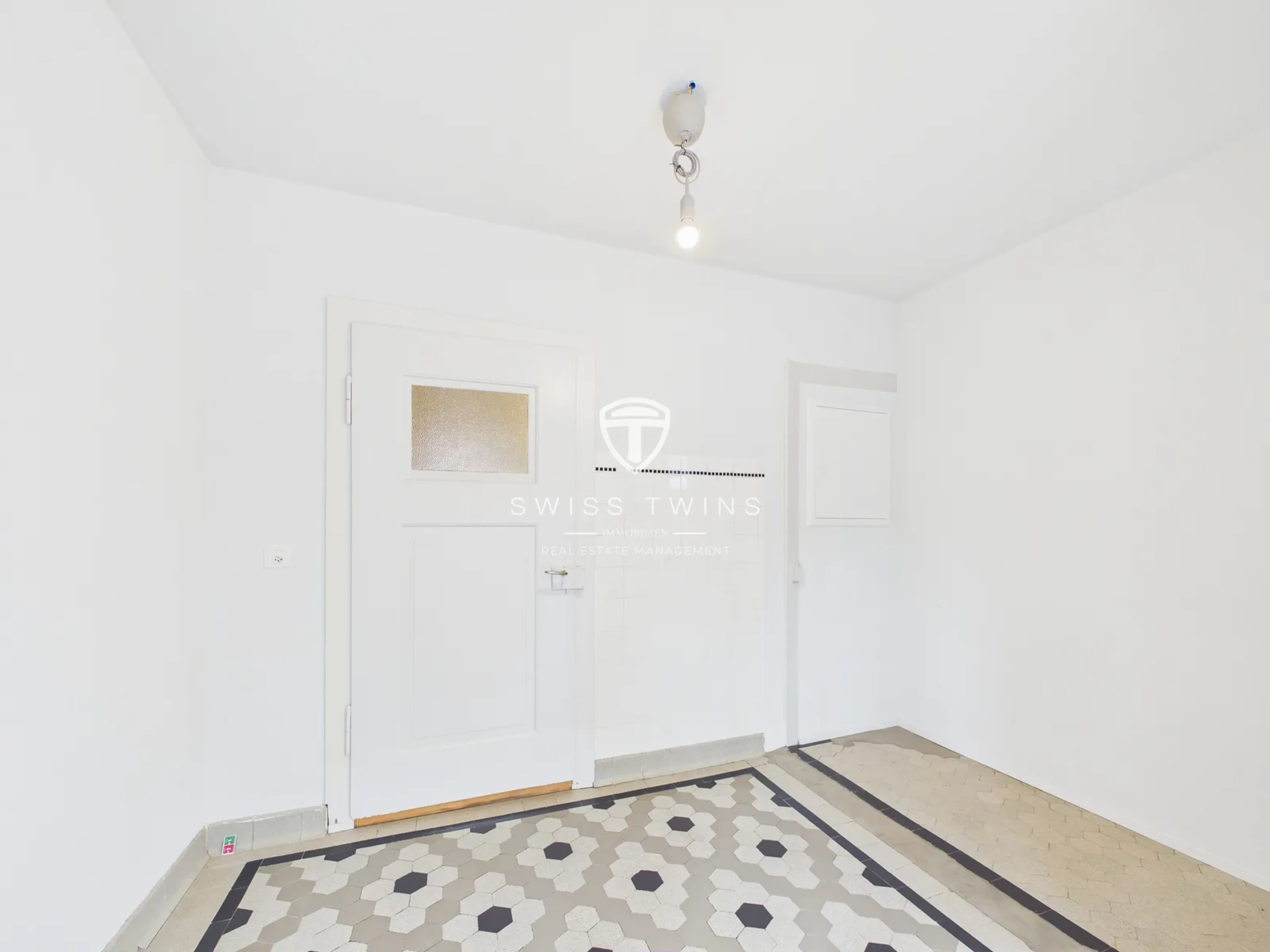 Charmante 3.5-Zimmer-Wohnung mit Balkon in Weiach - 14