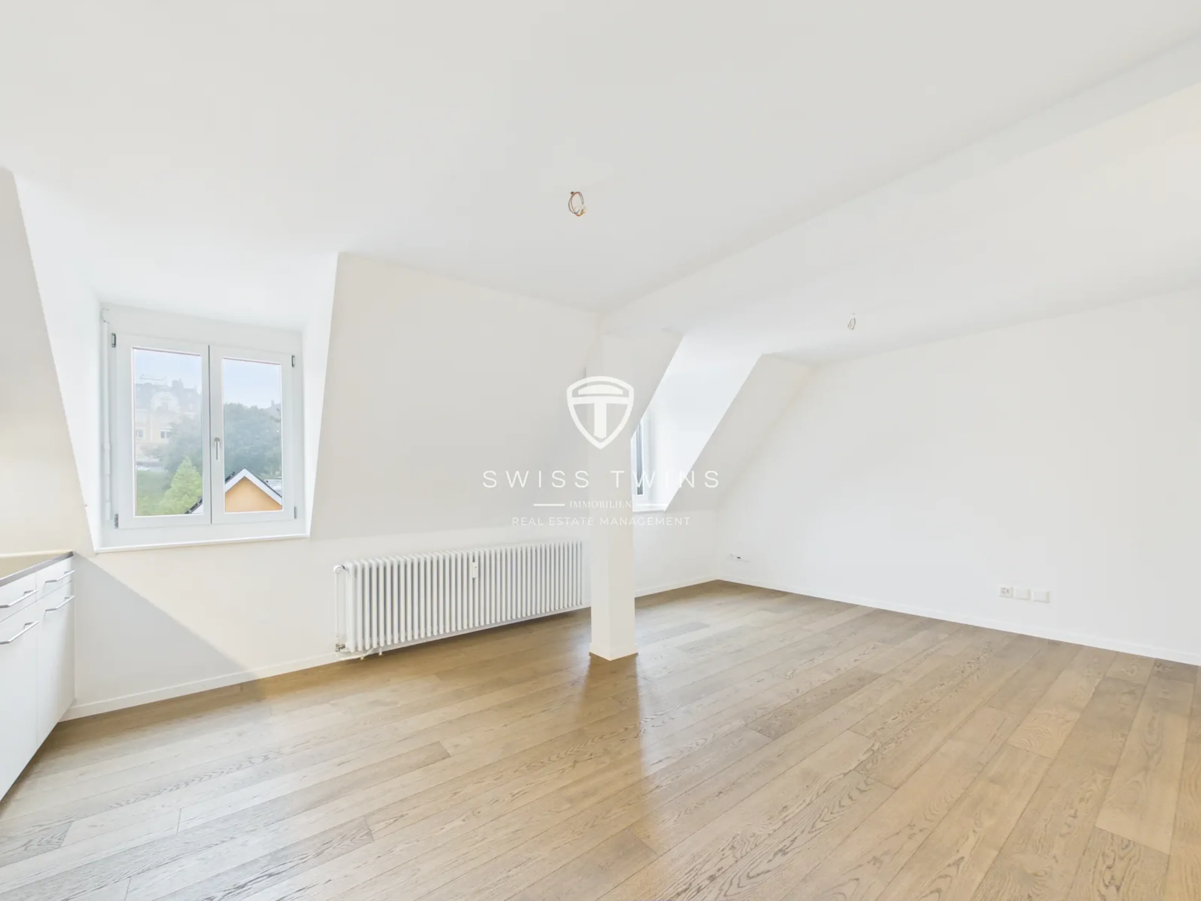 2.5-Zimmer-Wohnung mit Dachterrasse in Zürich mieten - 1