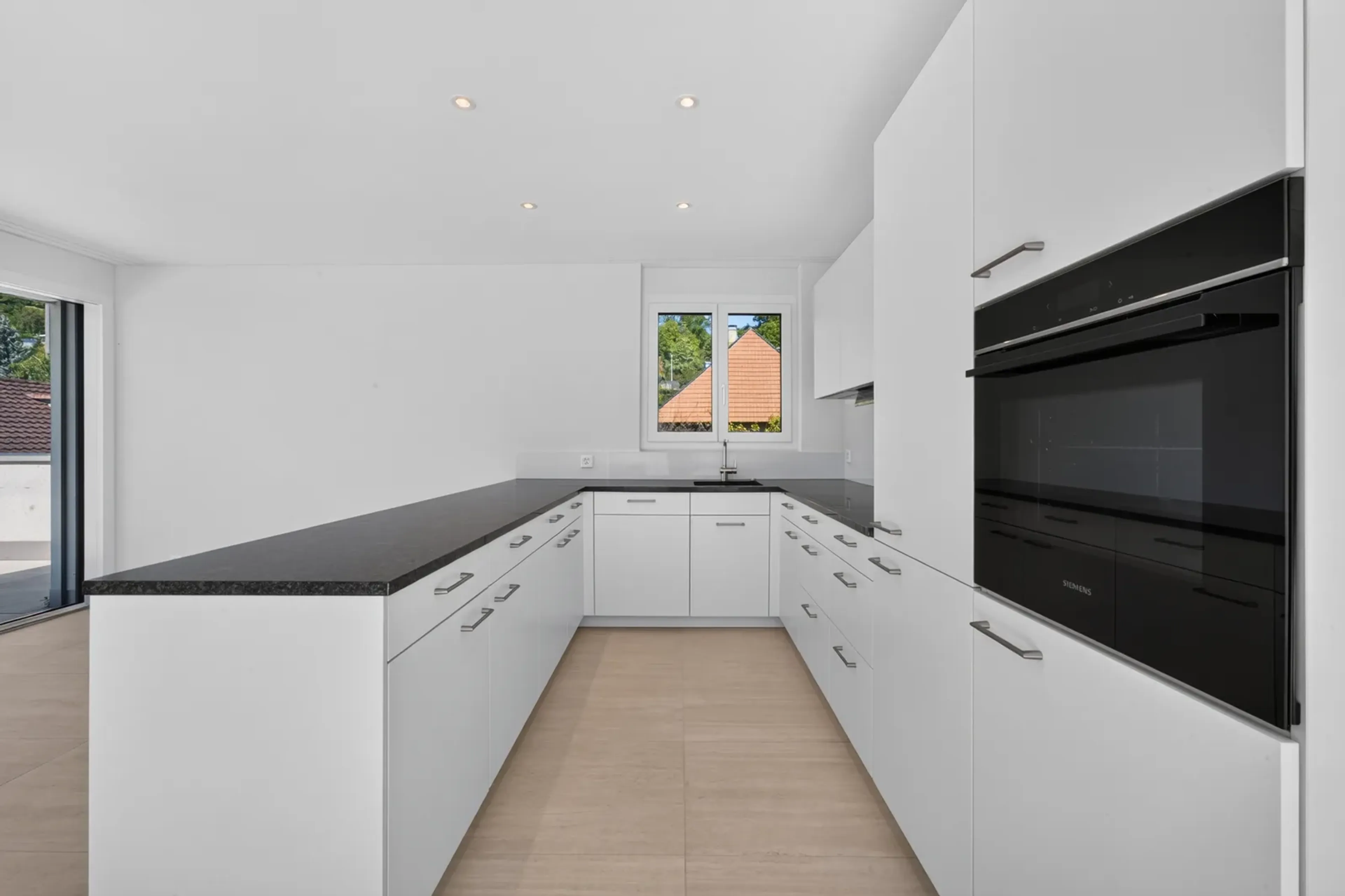 4.5-Zimmer-Attikawohnung – Erstbezug mit grosszügiger Terrasse und direktem Liftzugang - 5