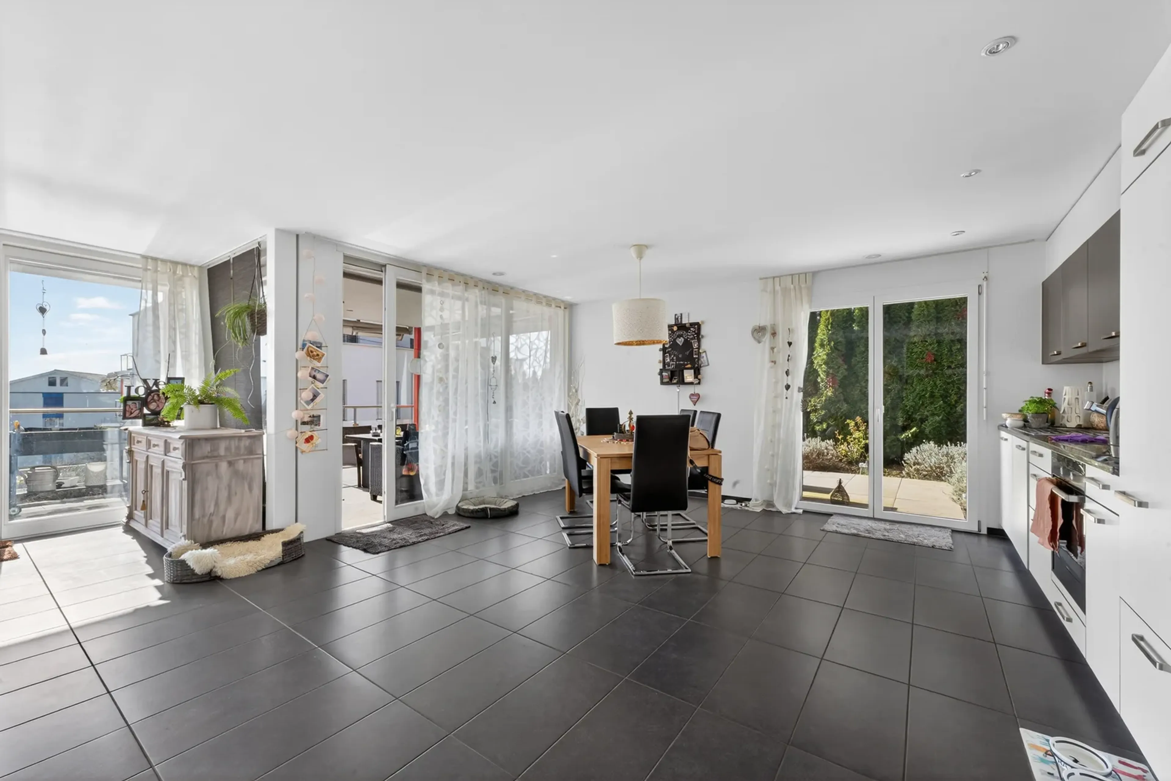 Ihr neues Zuhause mit Gartenoase – stilvolle 2.5-Zimmer-Wohnung in Geuensee LU - 7